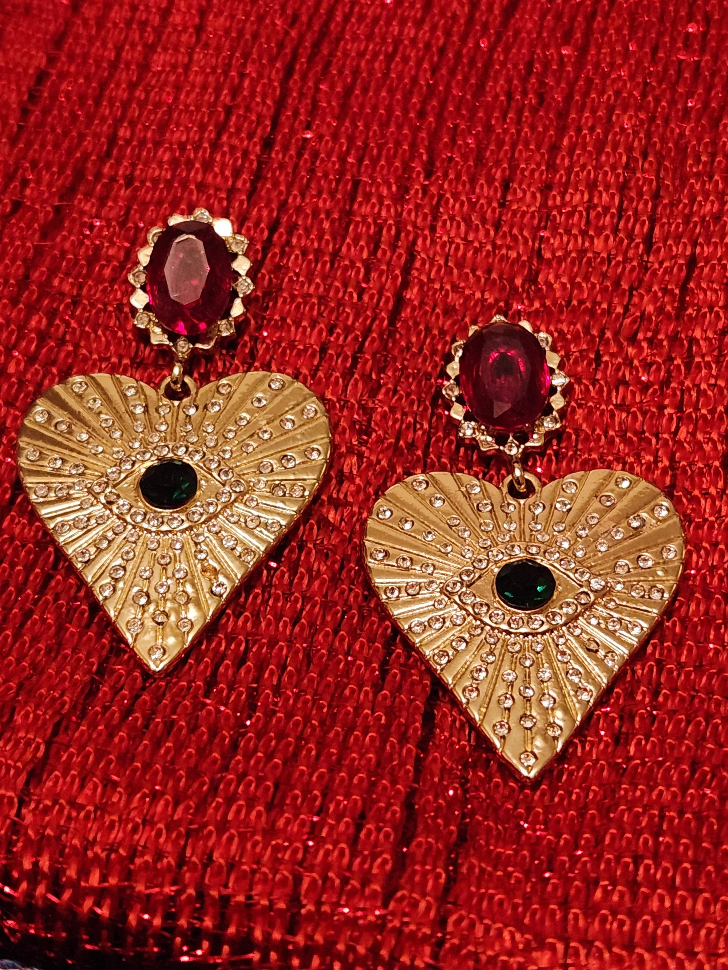 Golden Emerald Eyes with Ruby Stud Earrings