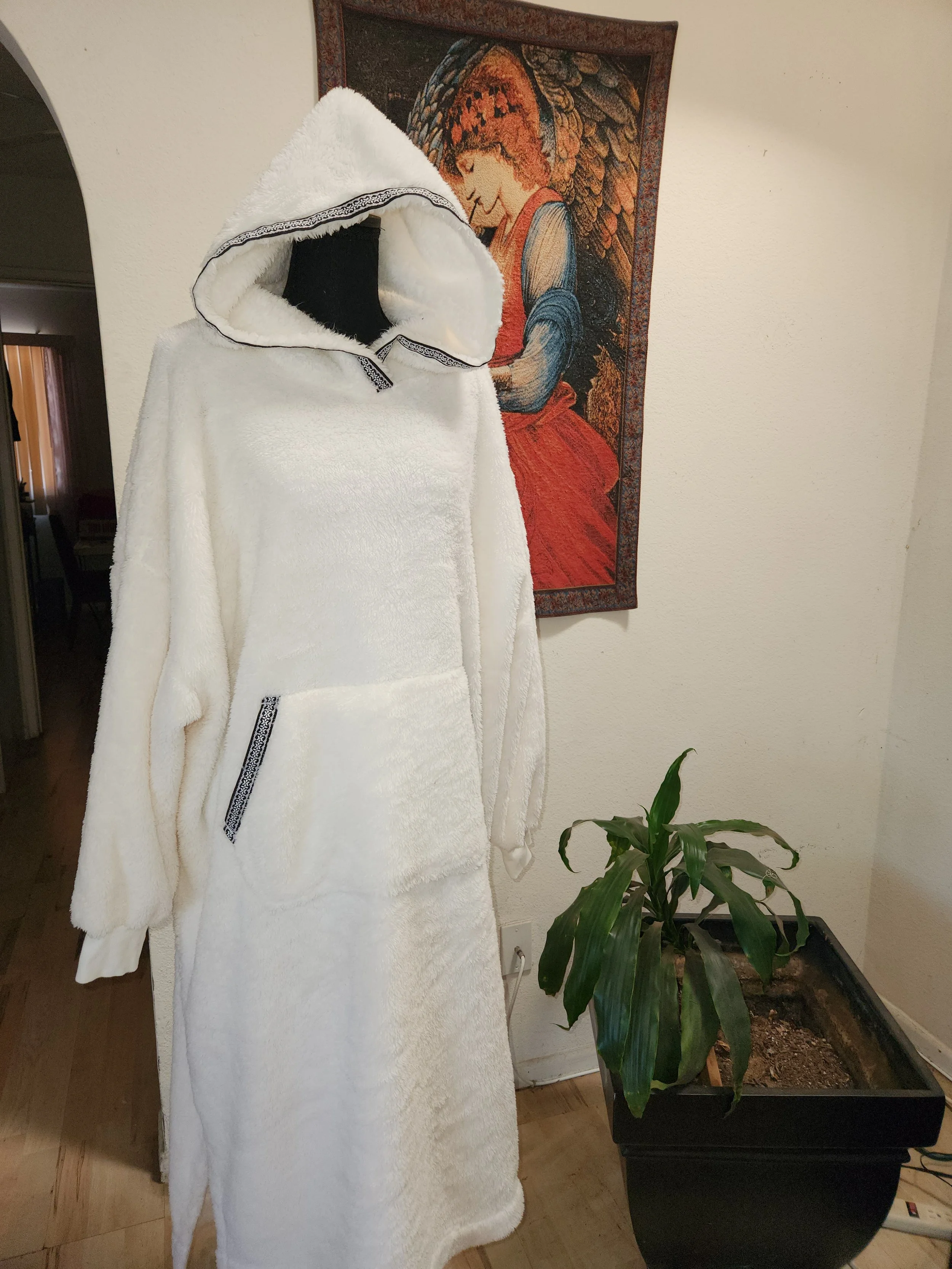 White n' Cozy Snuggle Blanket Hoodie
