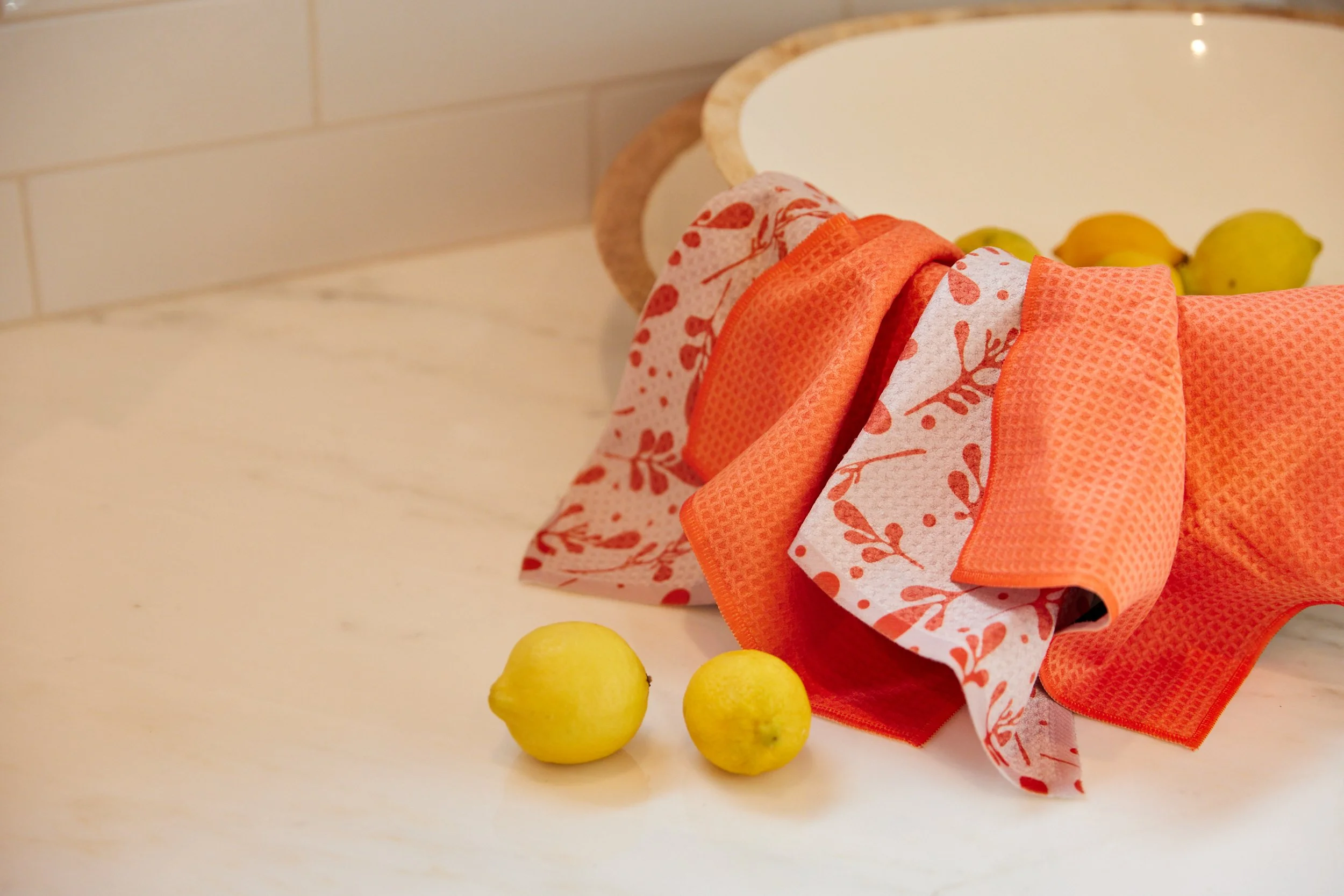 Geometry-Holiday-Lifestyle-Pinkmas-0042-Retouch copy.jpg