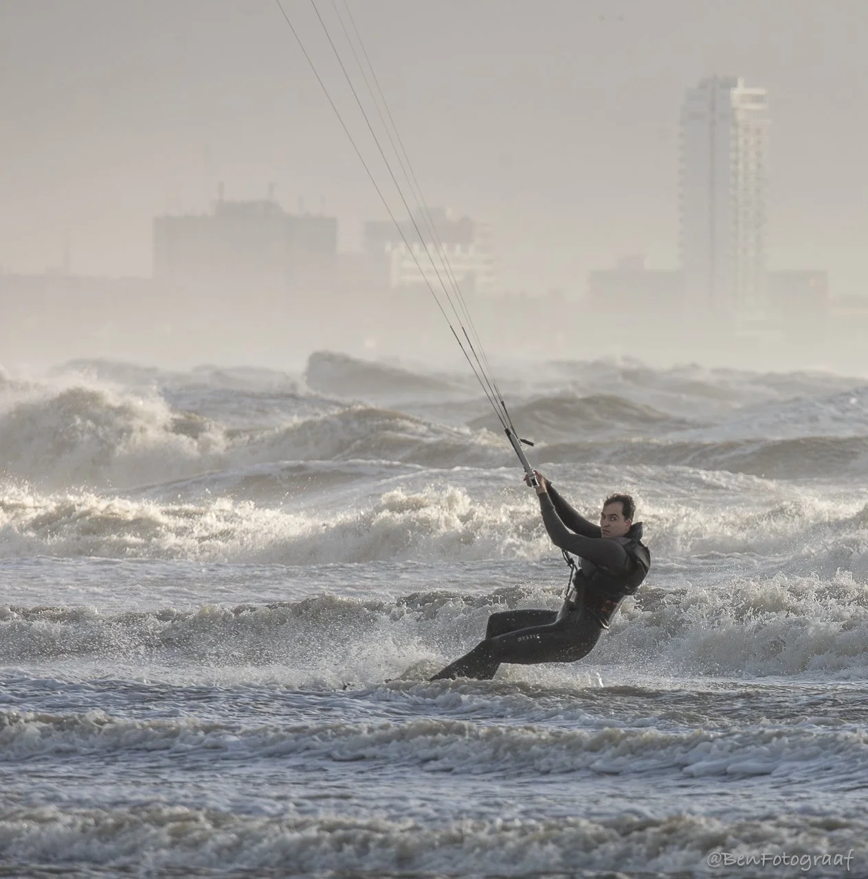 Kitesurfen IJmuiden okt-25-3.jpg