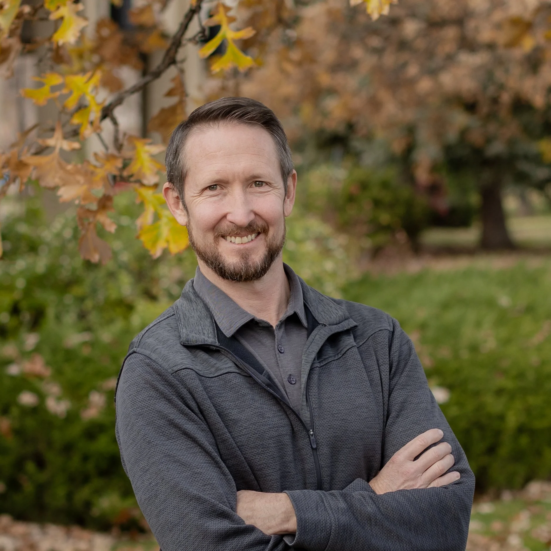 headshot Colorado outside trees