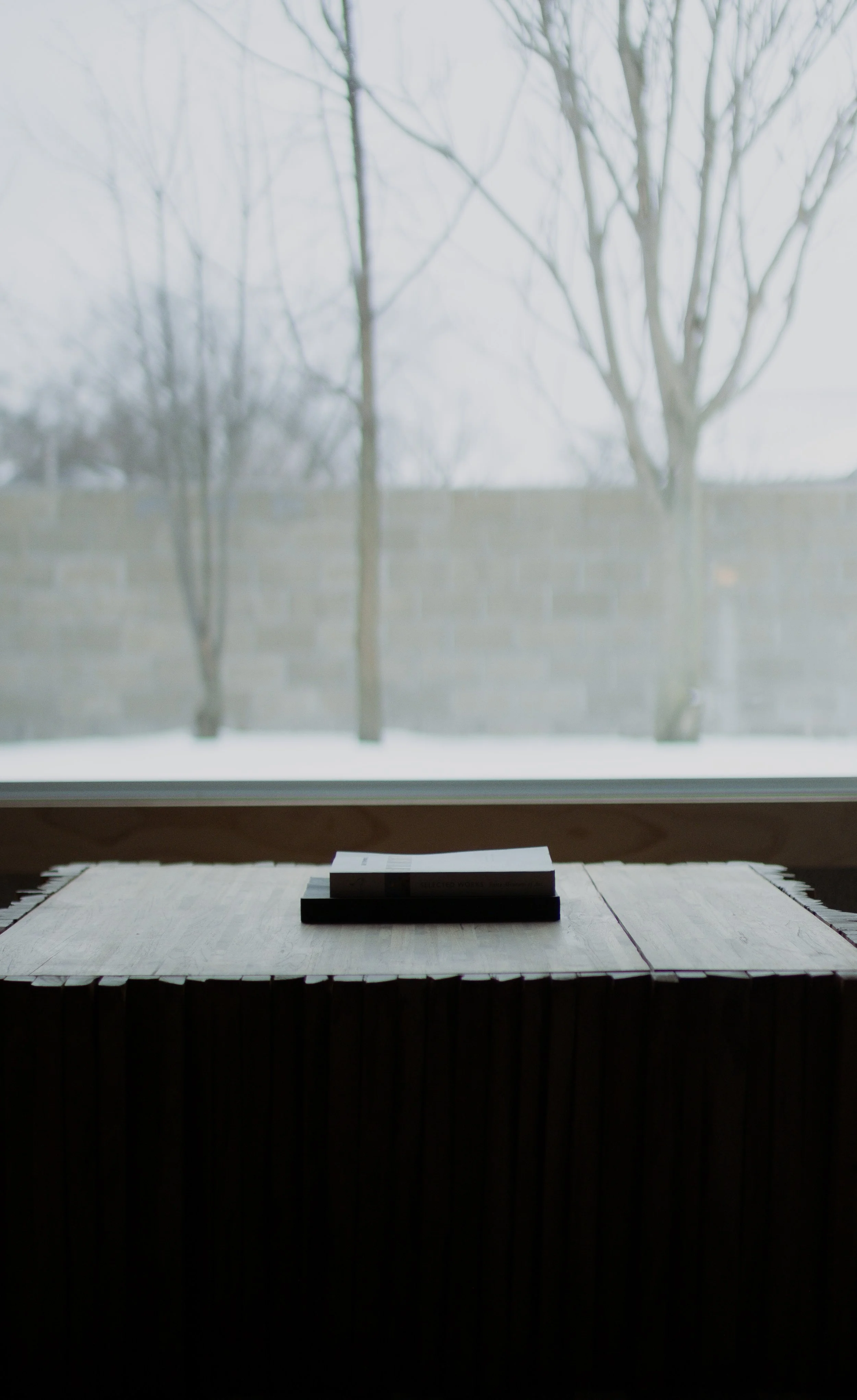 AH AH_Area 01_controlled light studio_2.jpg