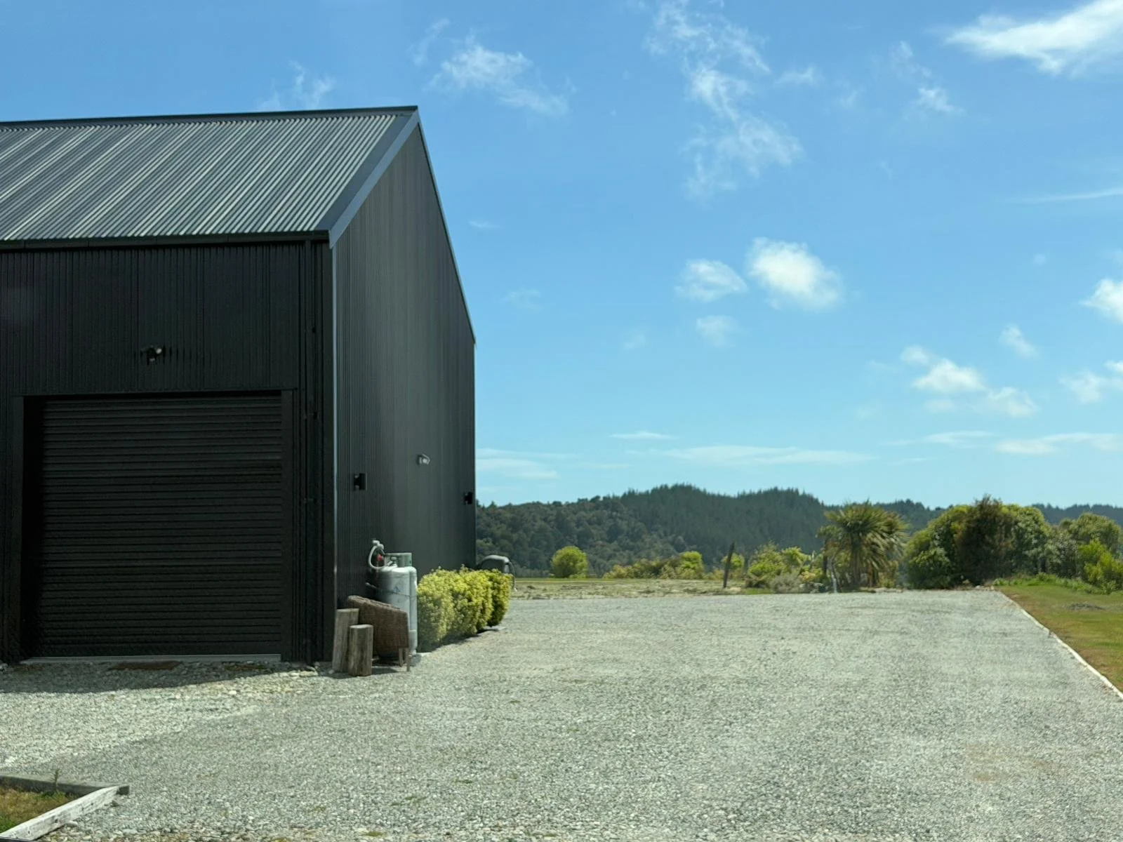 The Black Barn and guest arrival area