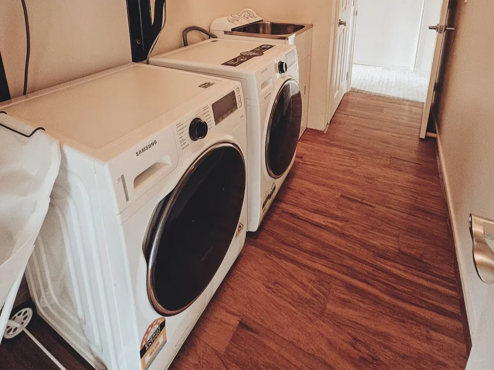 Samsung washing machine at Mountain View Retreat