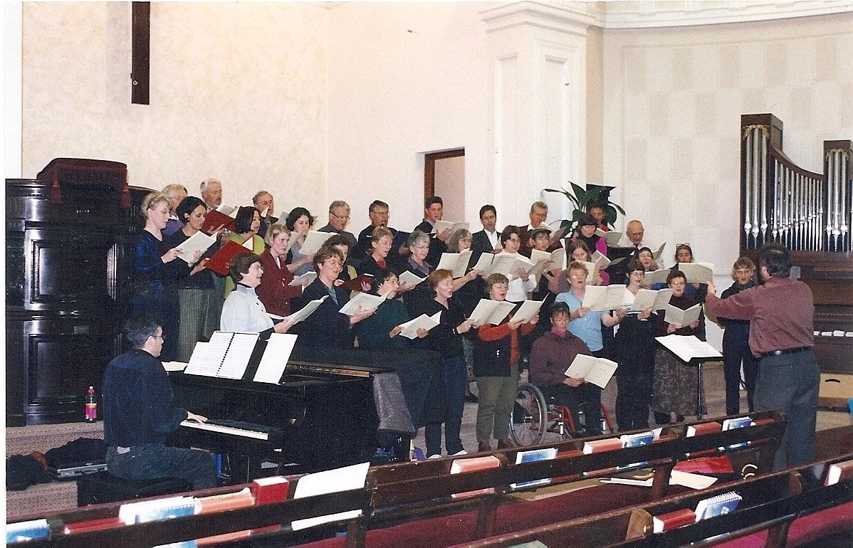 Bach Choir  2006 with Williams and Mews.jpg