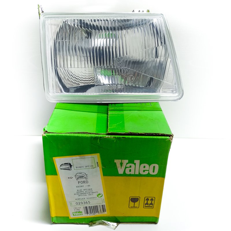 Faro delantero izquierdo para SEAT Fura, referencia Valeo REFERENCIA 029364. Recambio original de época.