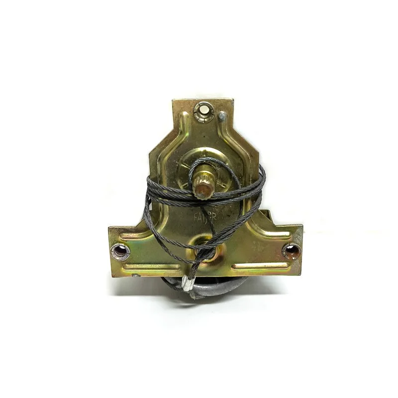 Elevalunas ventana para SEAT 850 cuatro puertas. Recambio original de la época, nuevo.