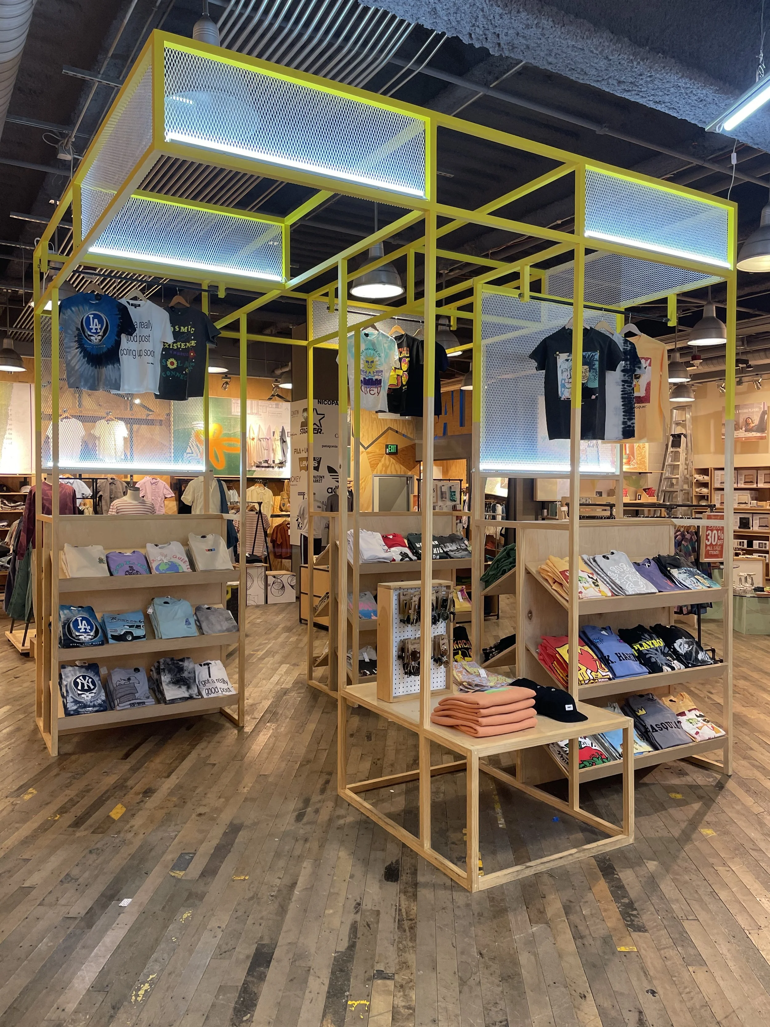 mens t shirt room .jpg