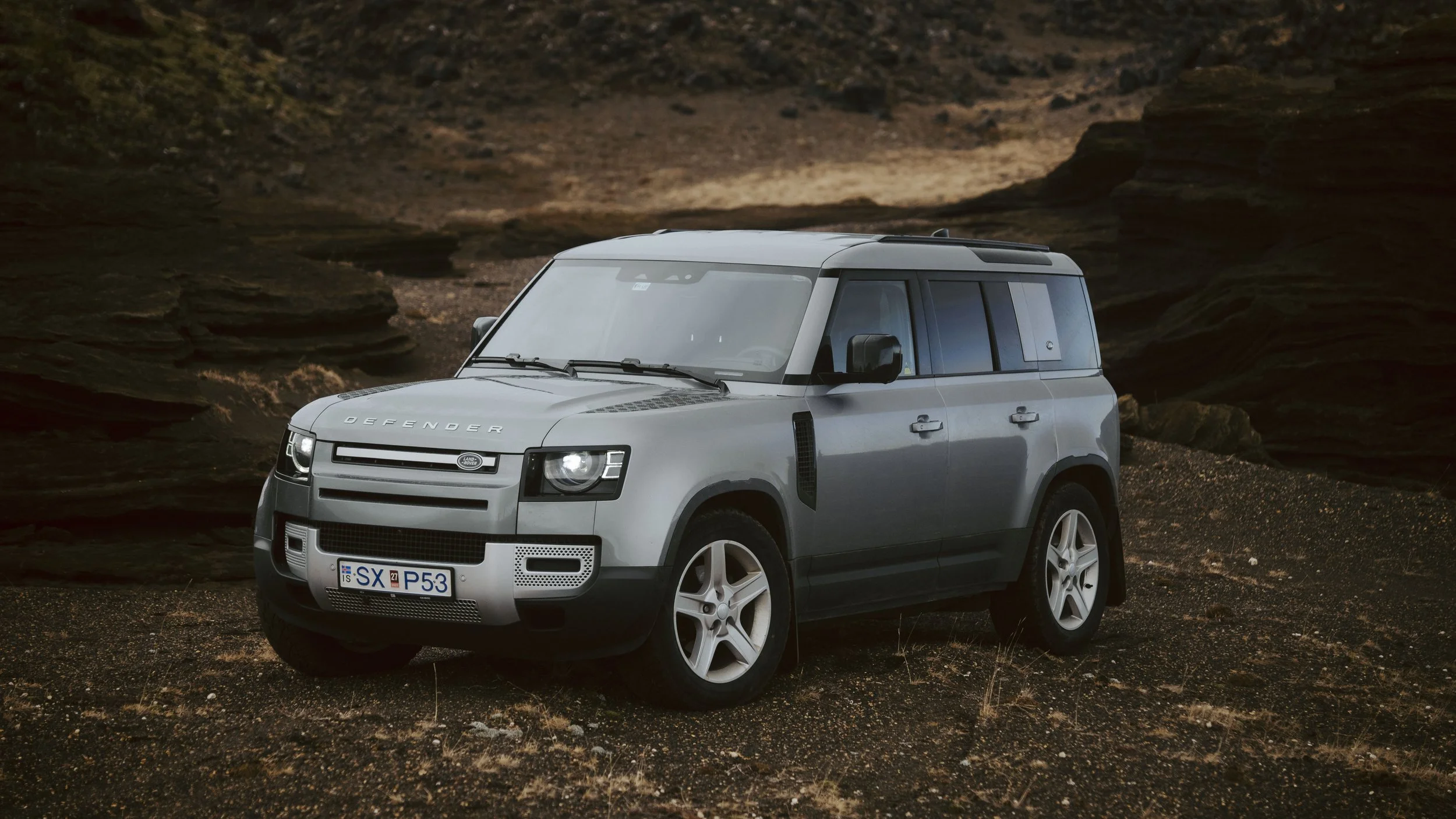 icelandcarrentals x TheChrisHau-34.jpg