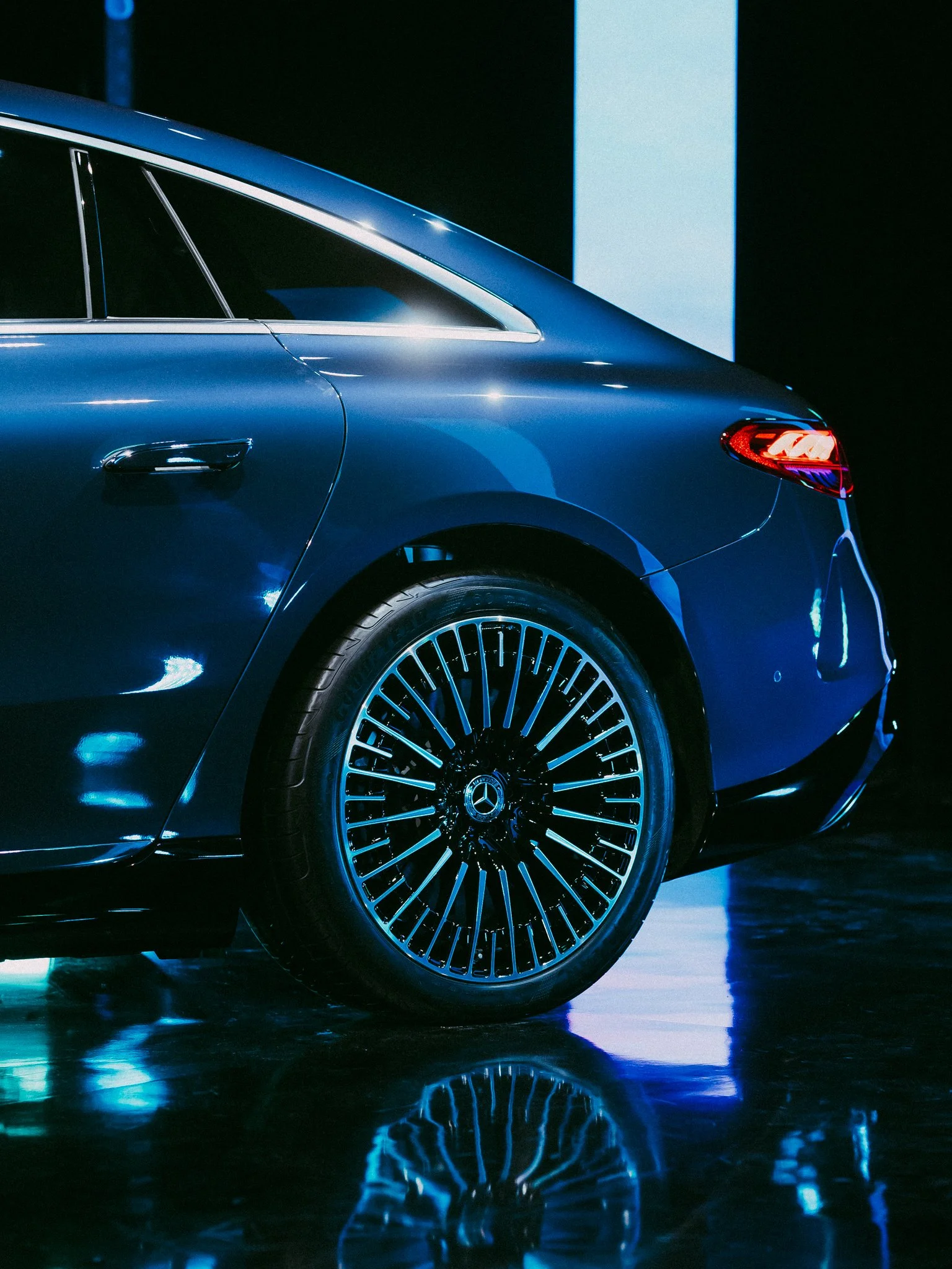 Lizzie on Boat_Toronto-4.jpg