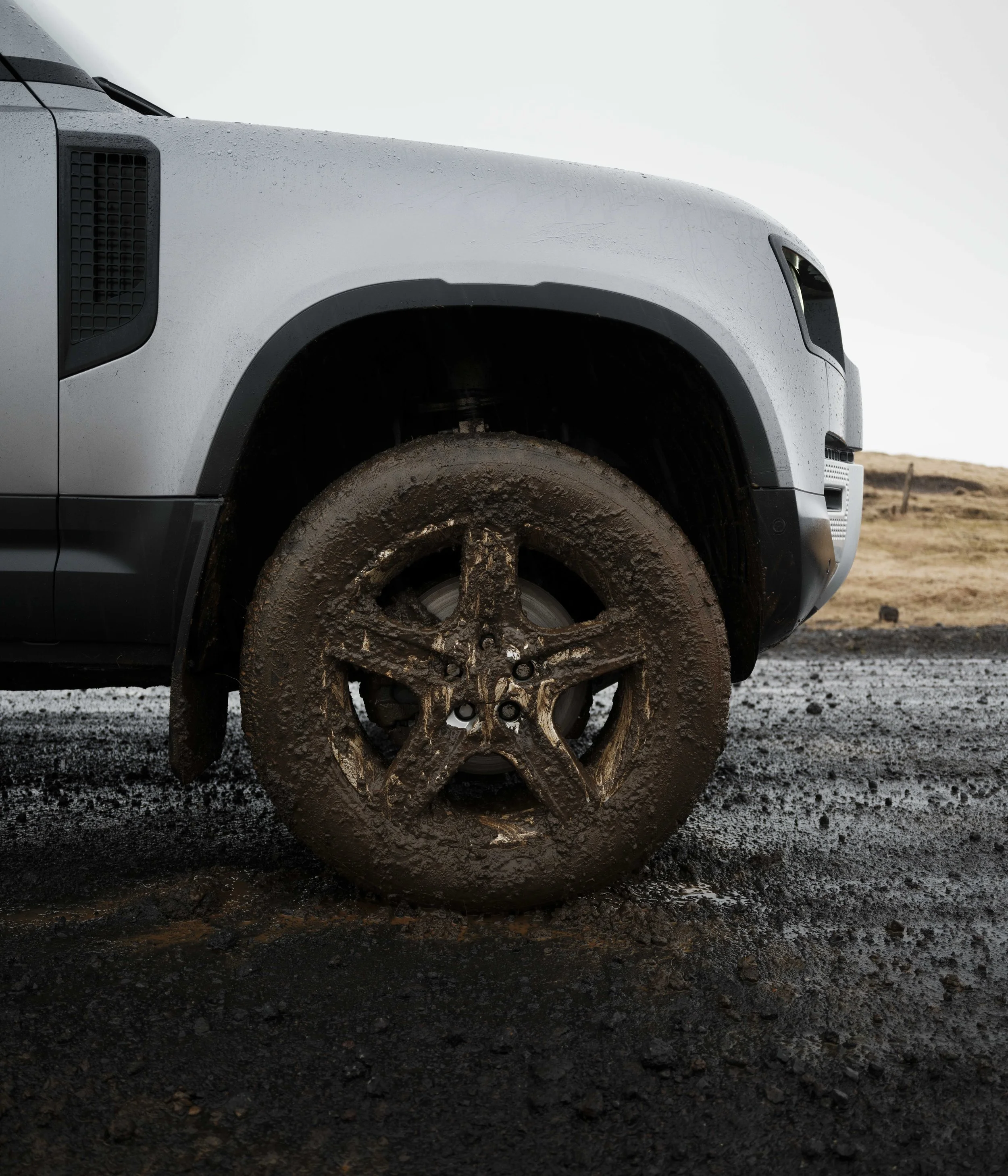 icelandcarrentals x TheChrisHau-11.jpg