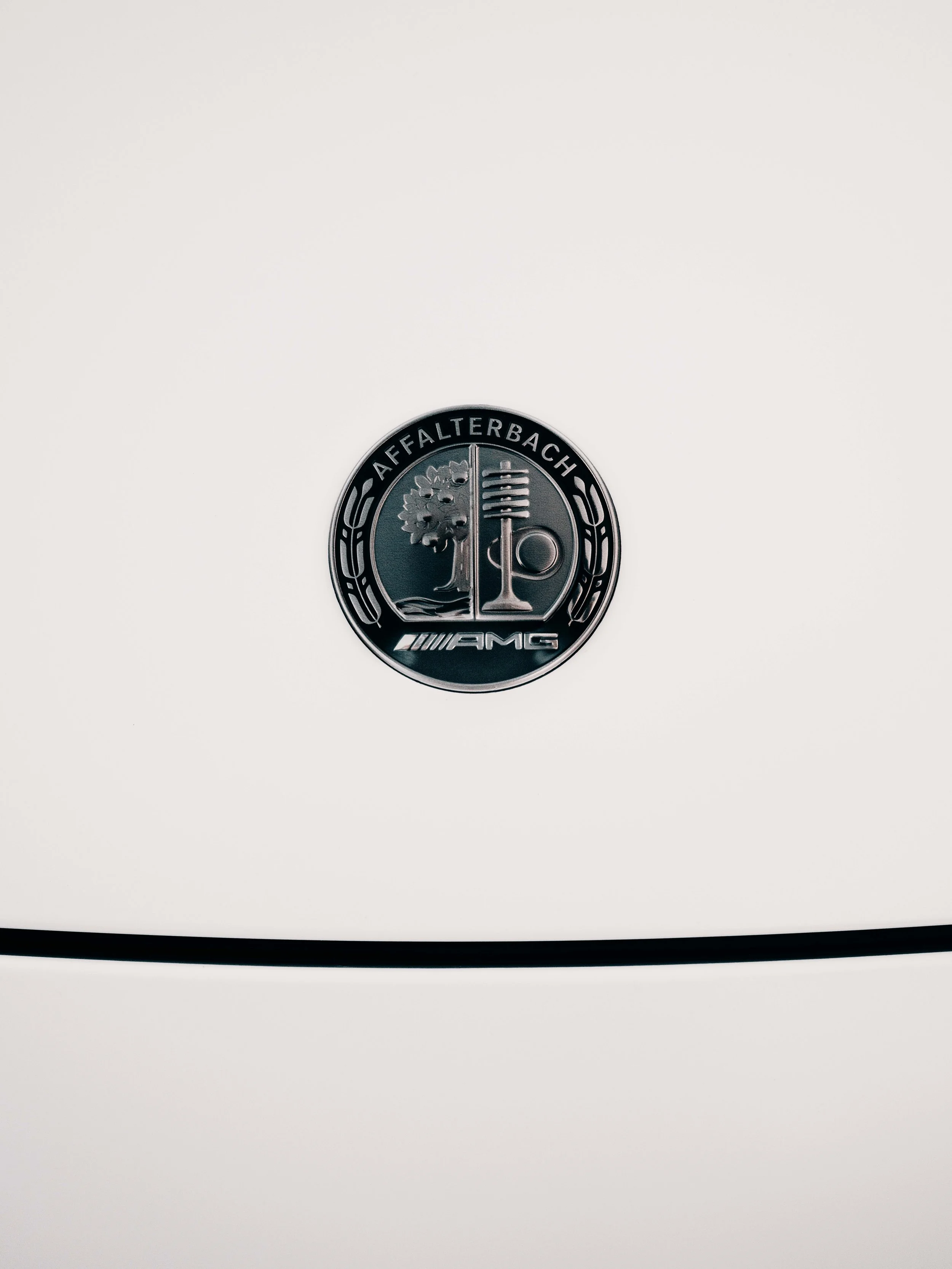 Mercedes Stuttgart - @thechrishau-5.jpg