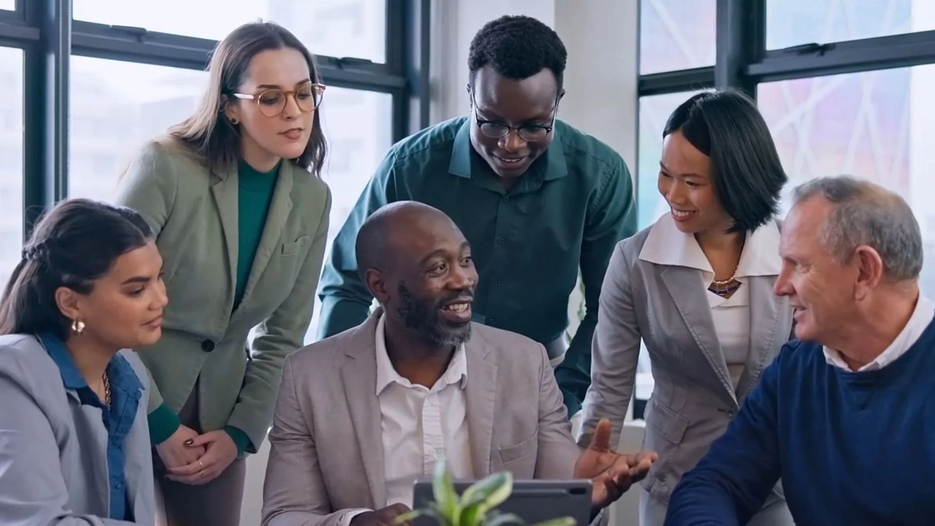 Talent on Demand: Choosing Between Talent Augmentation and Project-Based Support