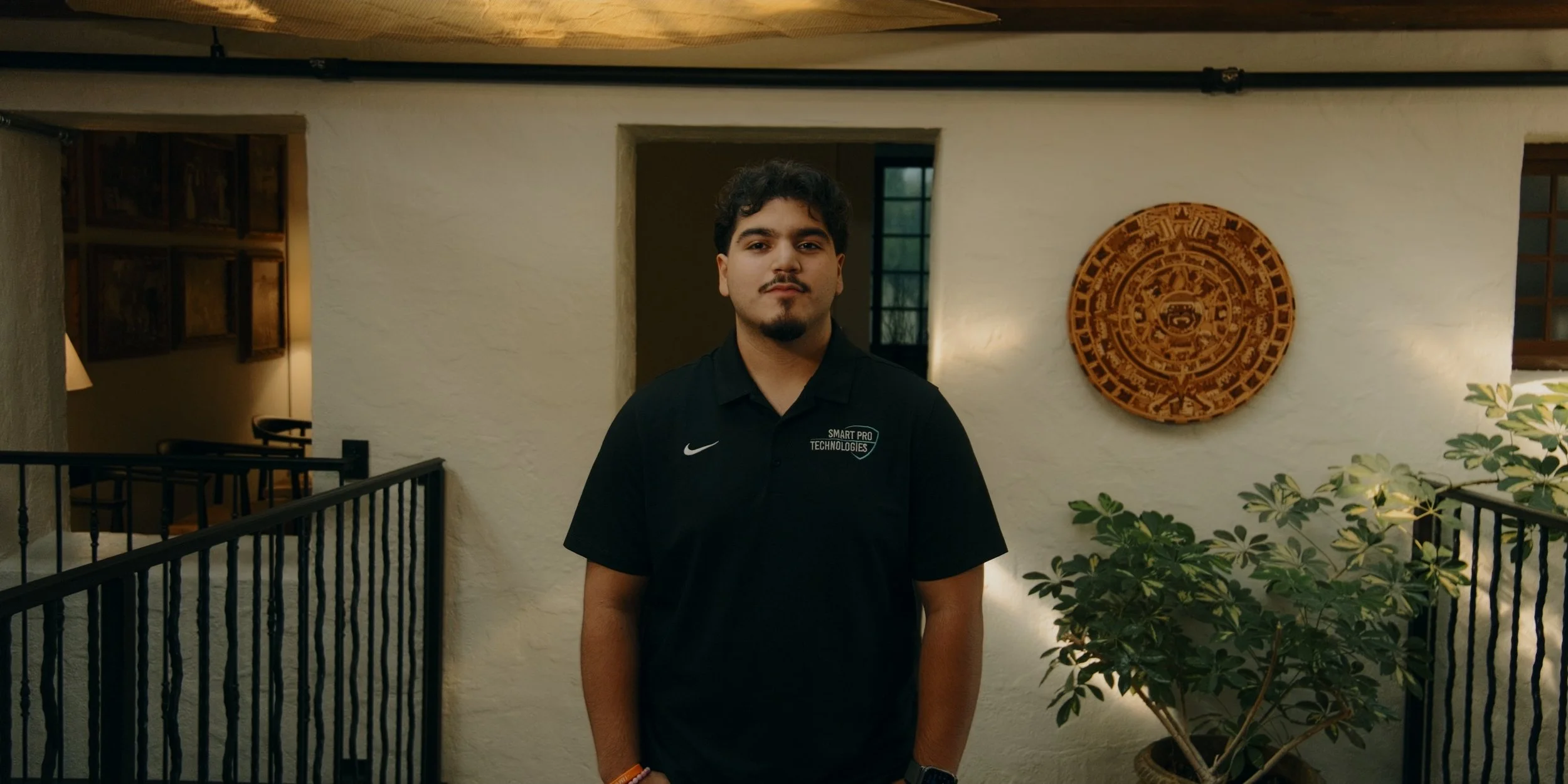 smart pro - jacob - stills_1.1.5.jpeg