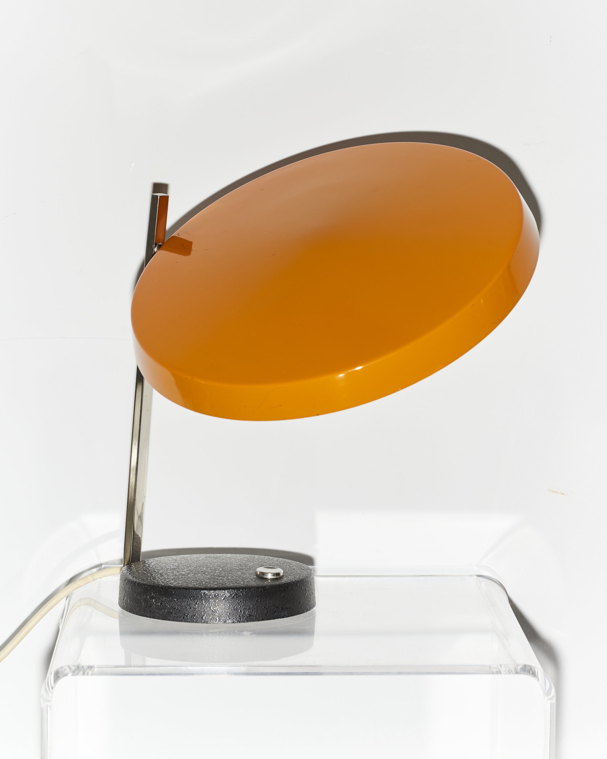 yellow.oslo.table.lamp.heinz.pfaender.hillebrand.1960s.mcm.mid.century.bauhaus 9.jpg