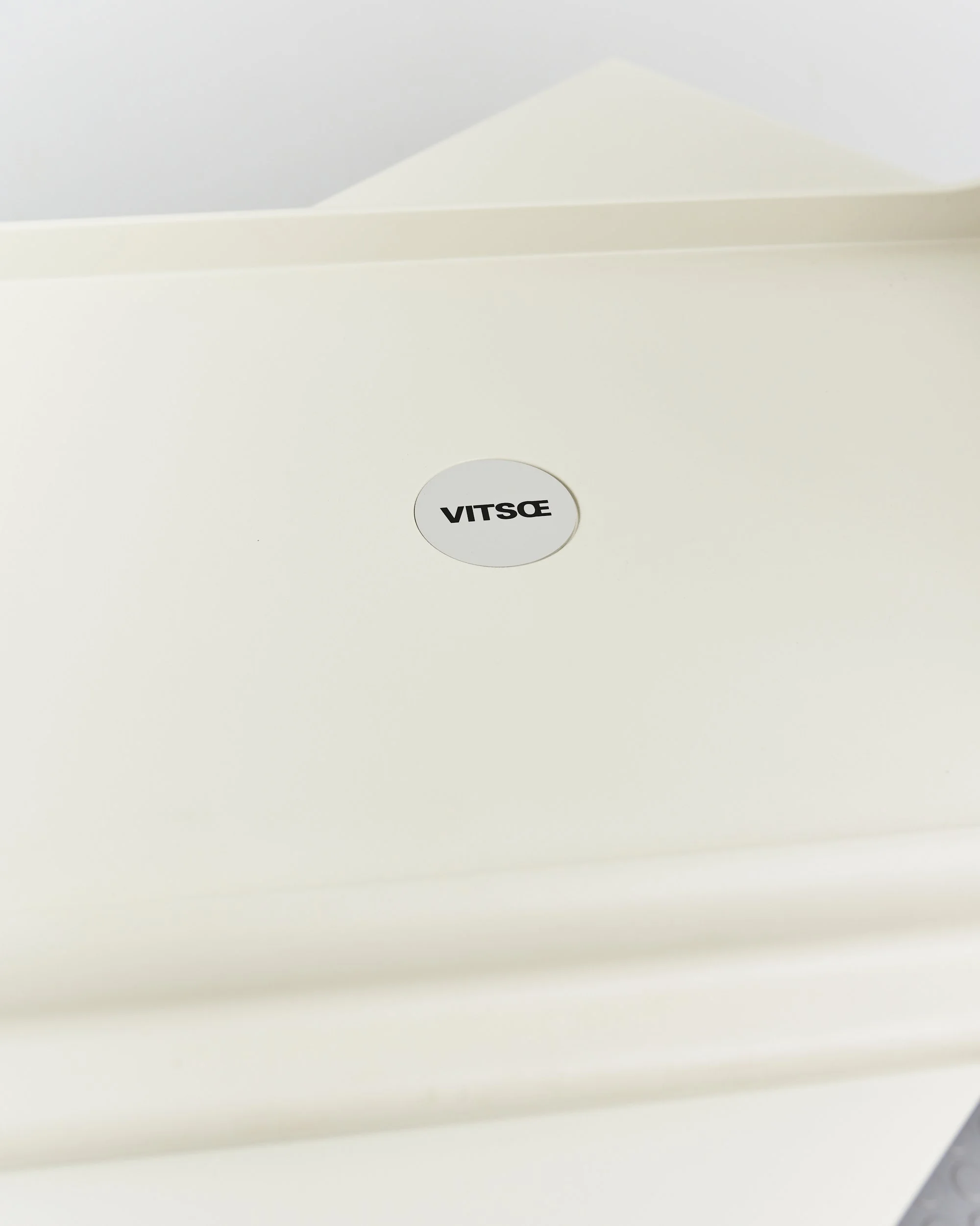 dieter.rams.nesting.side.table.621.vitsoe.germany.1962 5.jpg