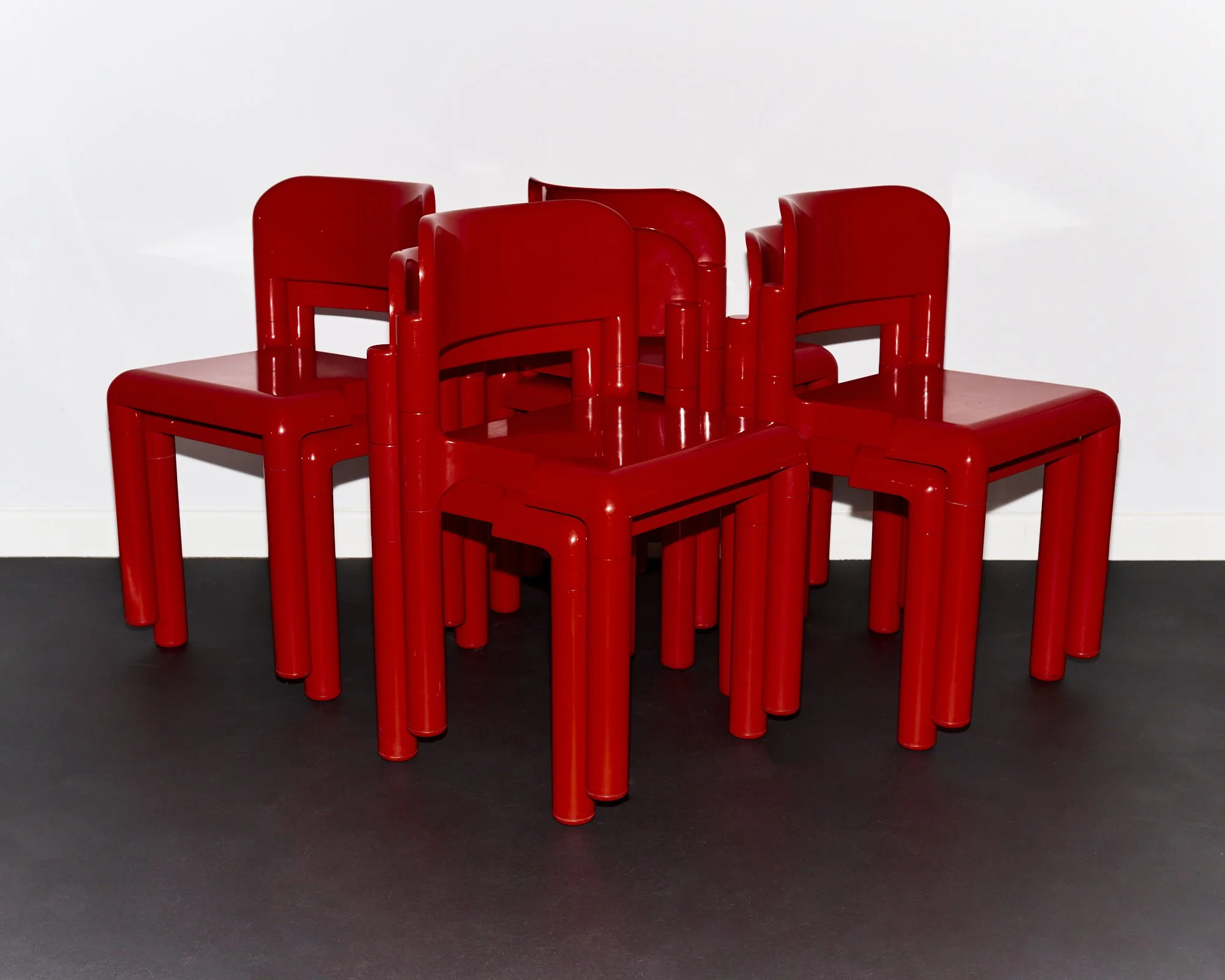 eero.aarnio.red.chair.upo.finland.1970.space.age 12.jpg