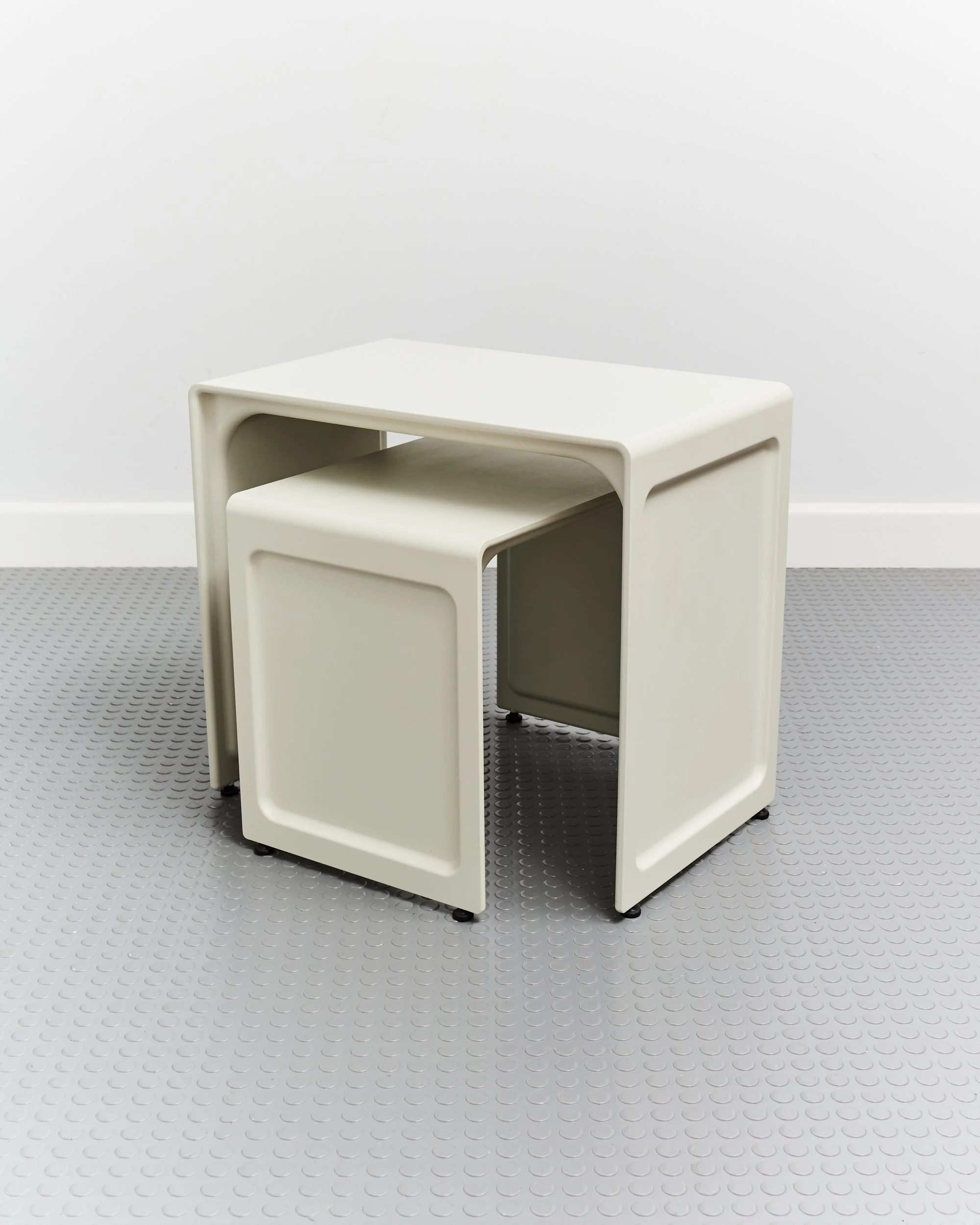 dieter.rams.nesting.side.table.621.vitsoe.germany.1962 7.jpg