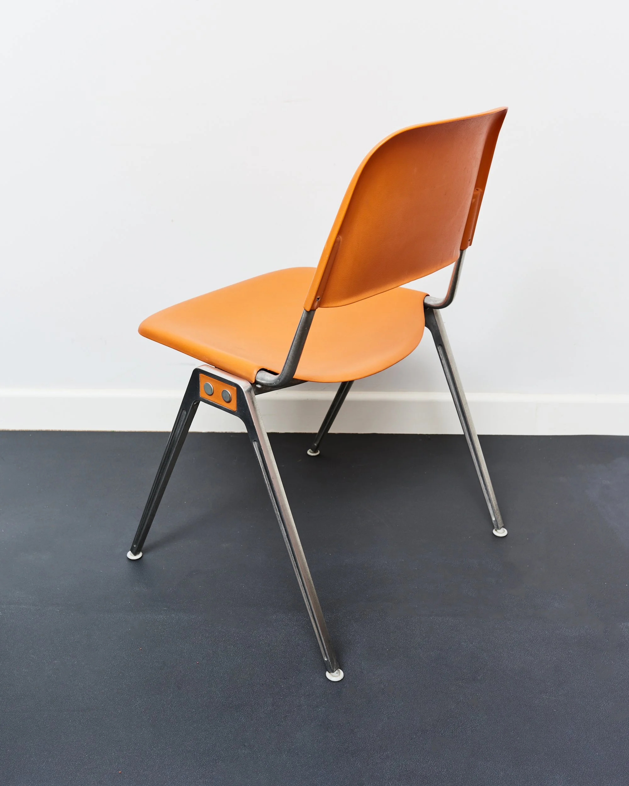 don.albinson.model.1601.chair.knoll.1970 2.jpg