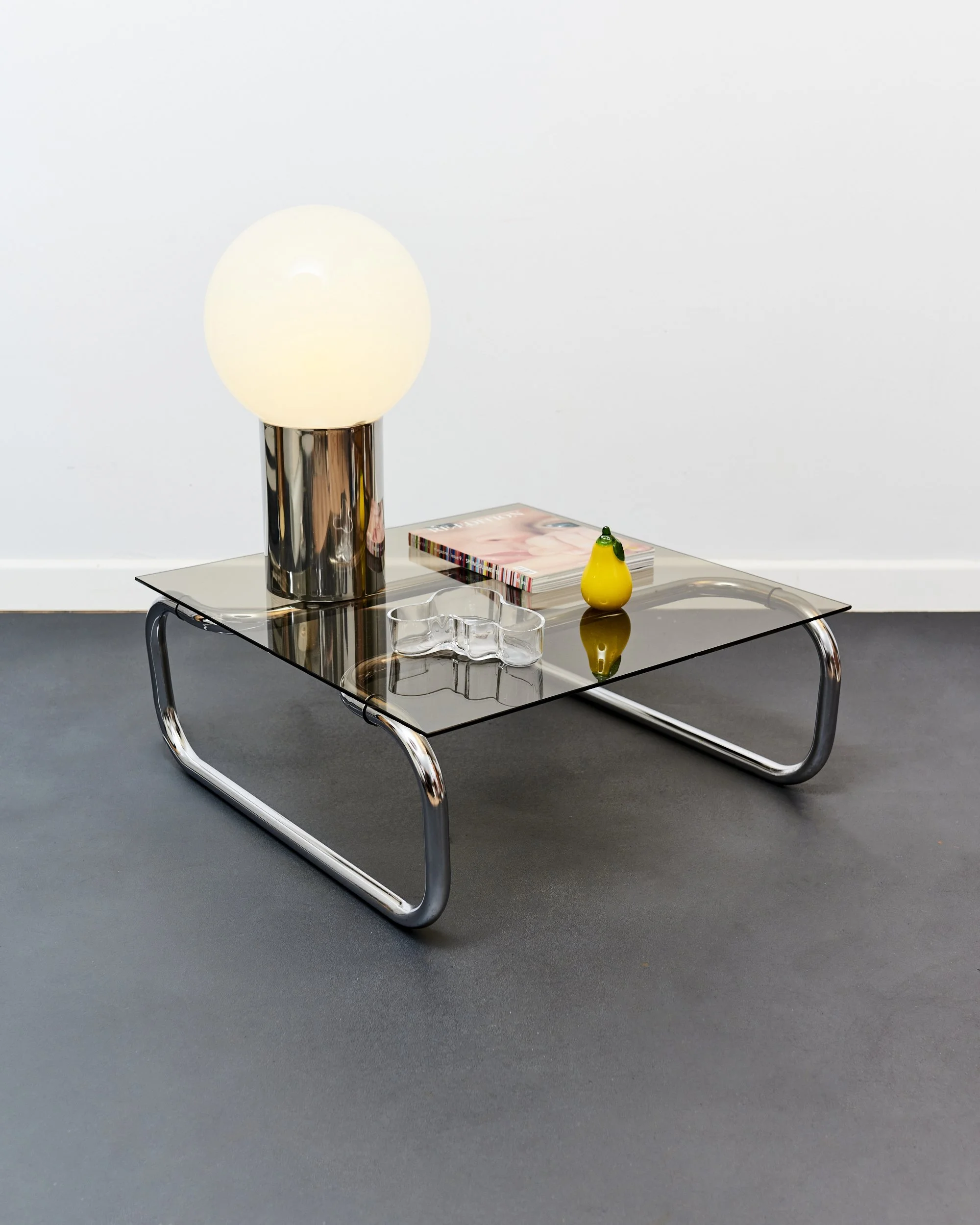 tubular.chrome.glass.coffee.table.rodney.kinsman.t2.omk.1970 4.jpg