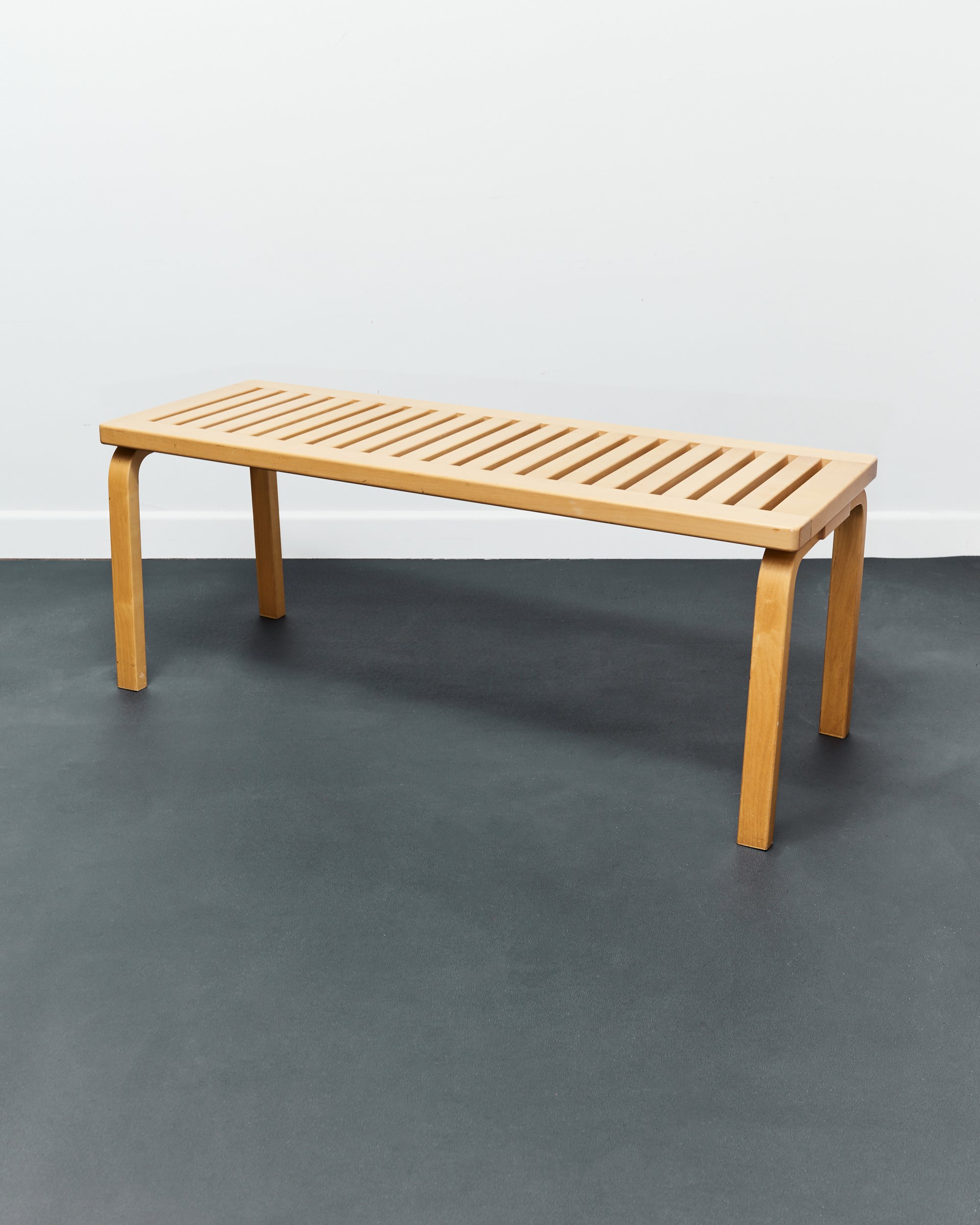 artek.bench.model.153a.alvar.aalto.1945.vintage.birch.jpg