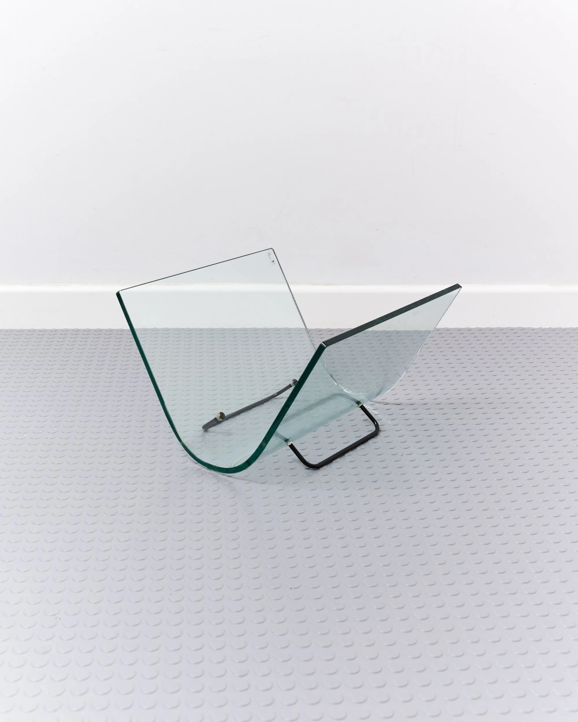 vintage.curved.glass.magazine.stand.fiam.italy.1980.postmodern.jpg