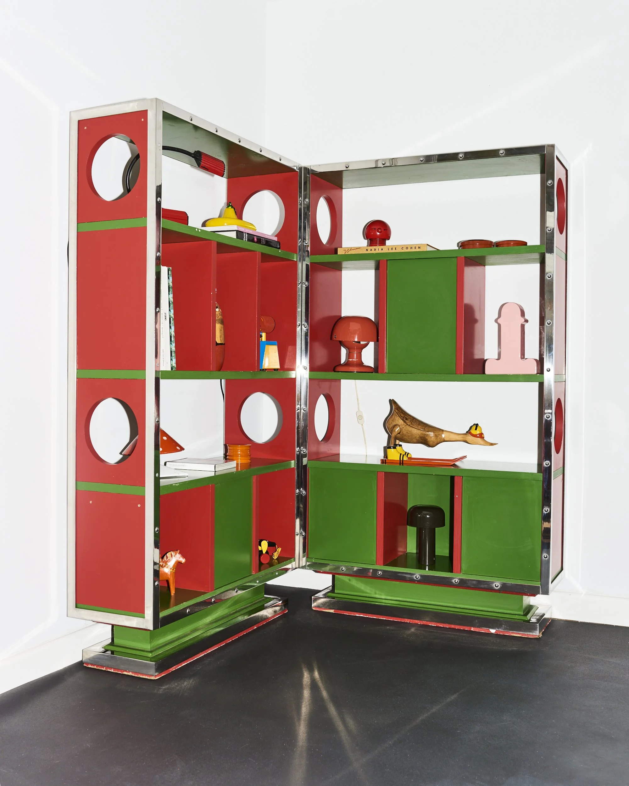 freestanding.room.divider.red.green.chrome.memphis.style.art.deco.mid.century 10.jpg