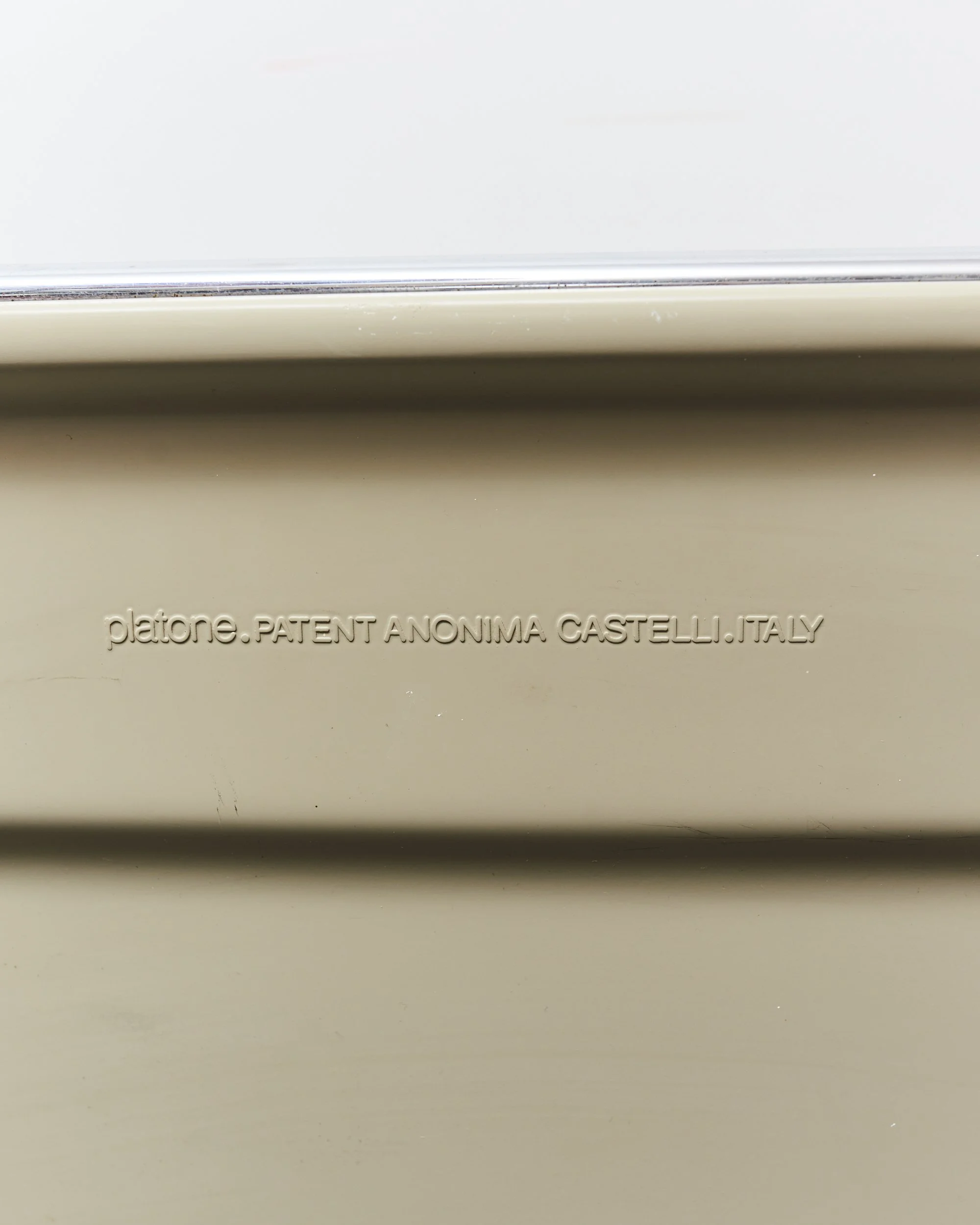 platone.desk.plia.chair.giancarlo.piretti.anonima.castelli.1970 8.jpg