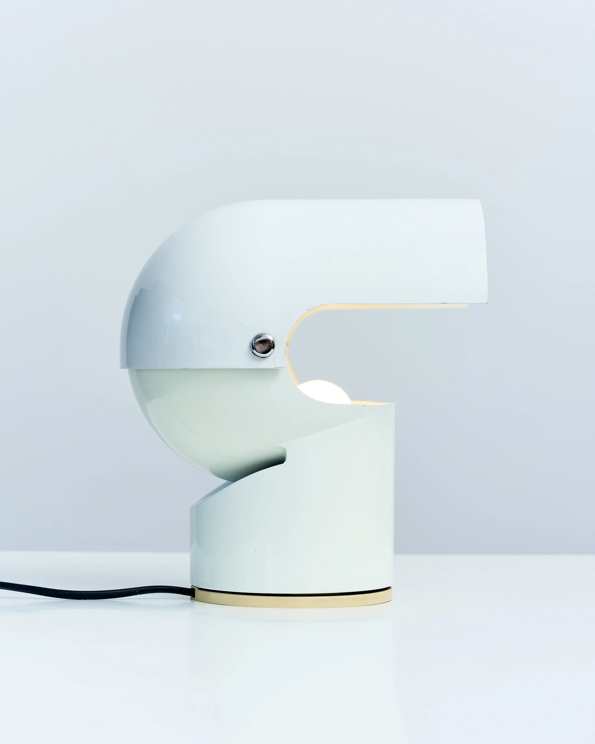 table.lamp.pileino.gae.aulenti.artemide.1972.space.age.jpg