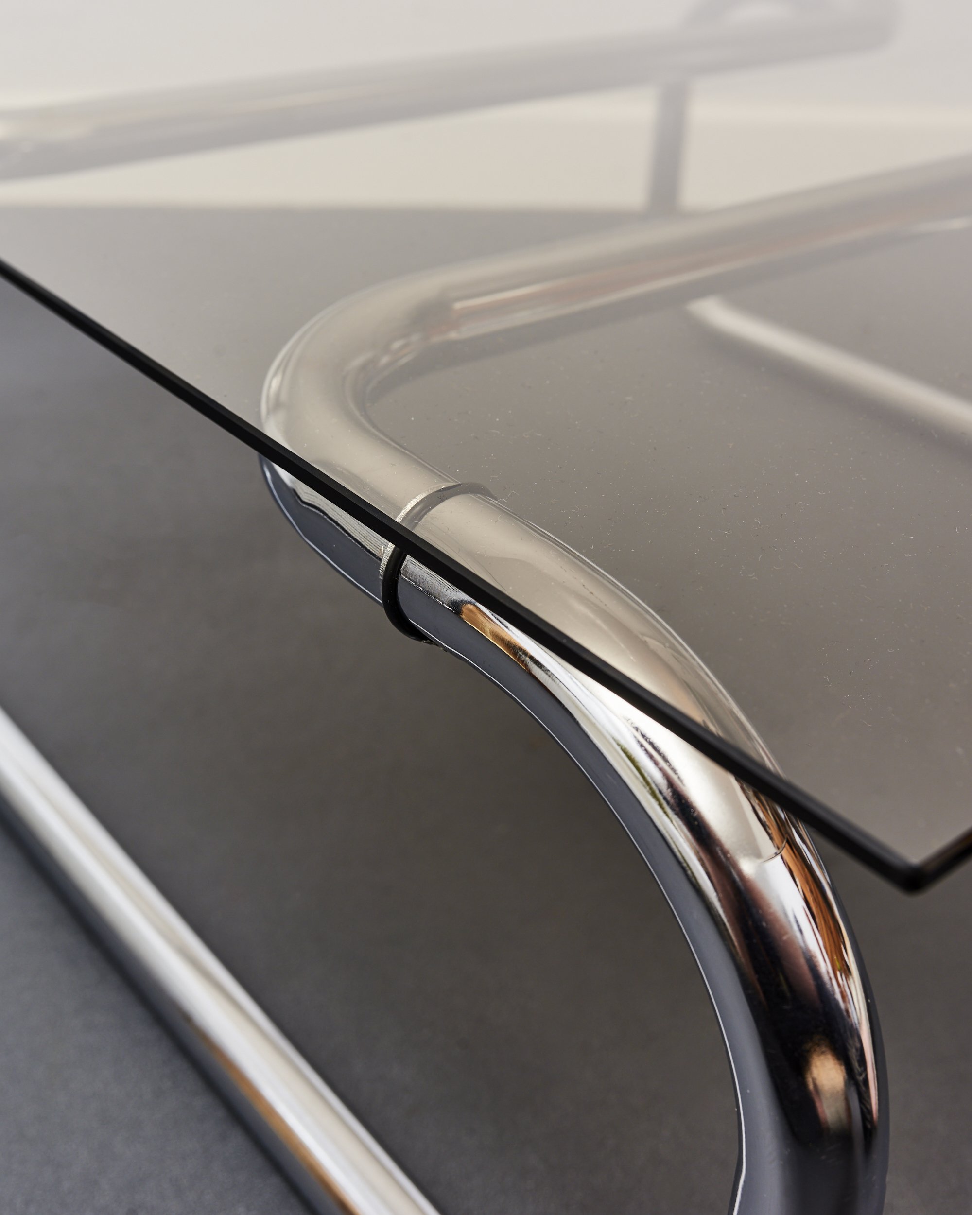 tubular.chrome.glass.coffee.table.rodney.kinsman.t2.omk.1970 3.jpg