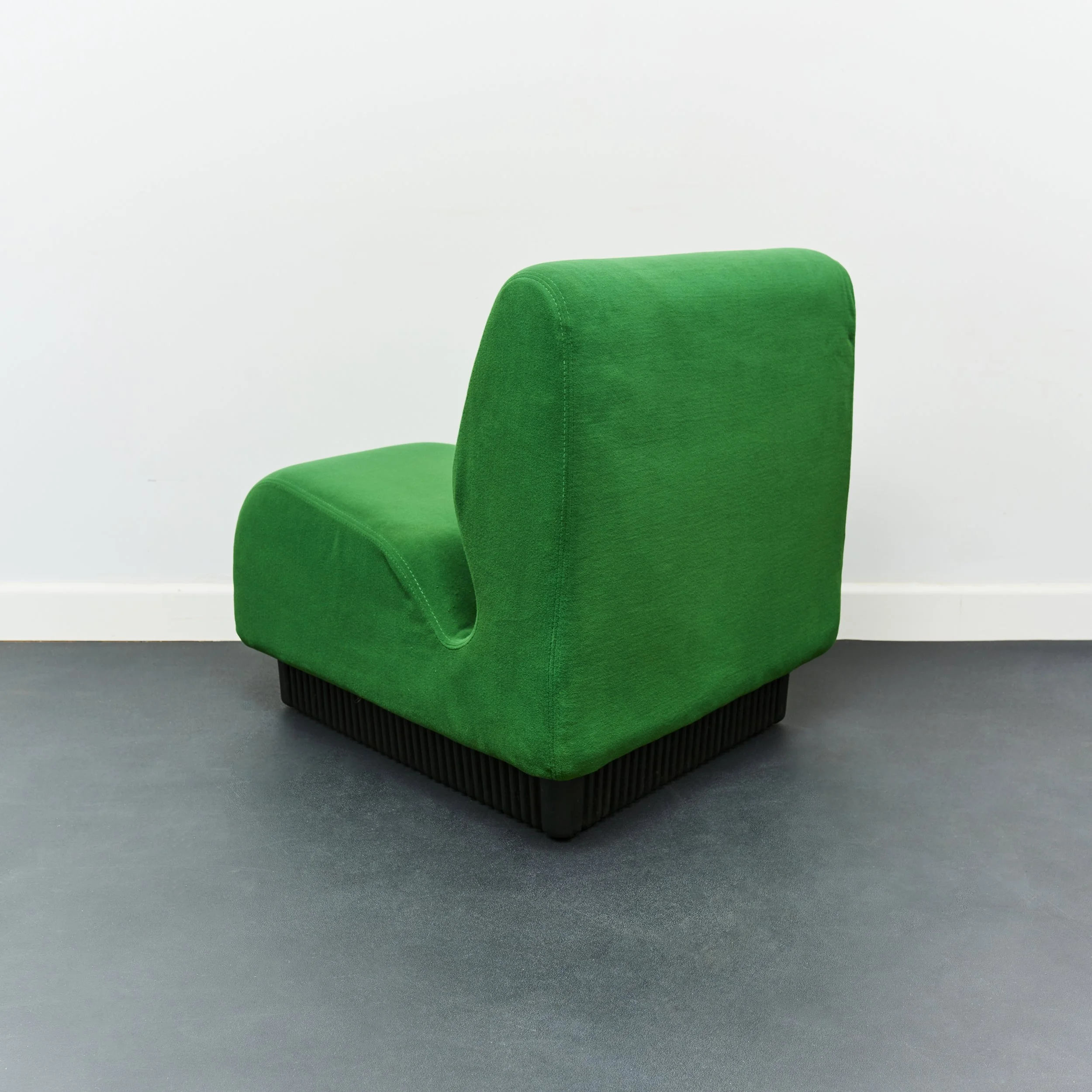 modular.sofa.lounge.chairs.don.chadwick.herman.miller.green.1980 7.jpg