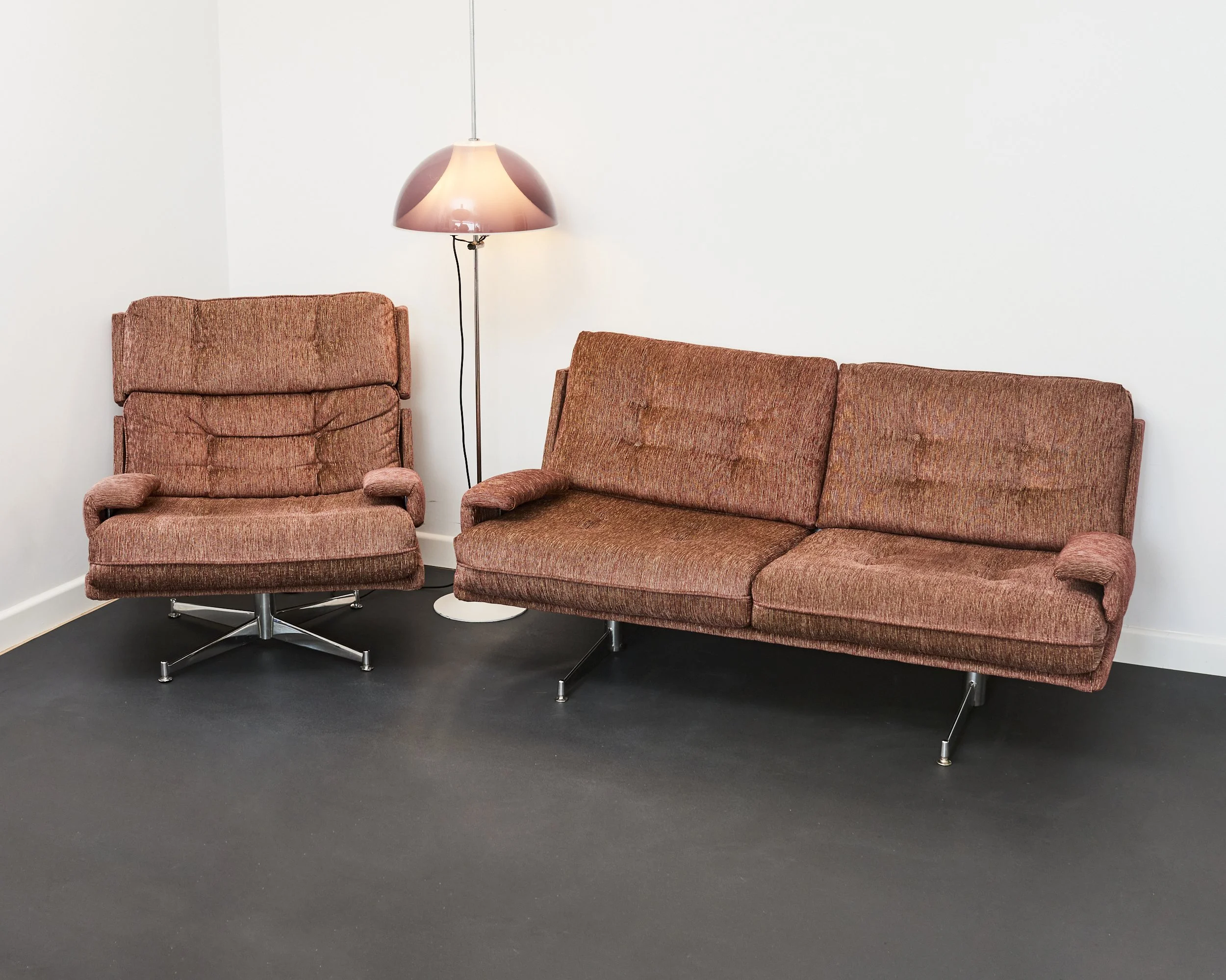 howard.keith.kohinoor.armchair.1960.fabric.mid.century.vintage.jpg