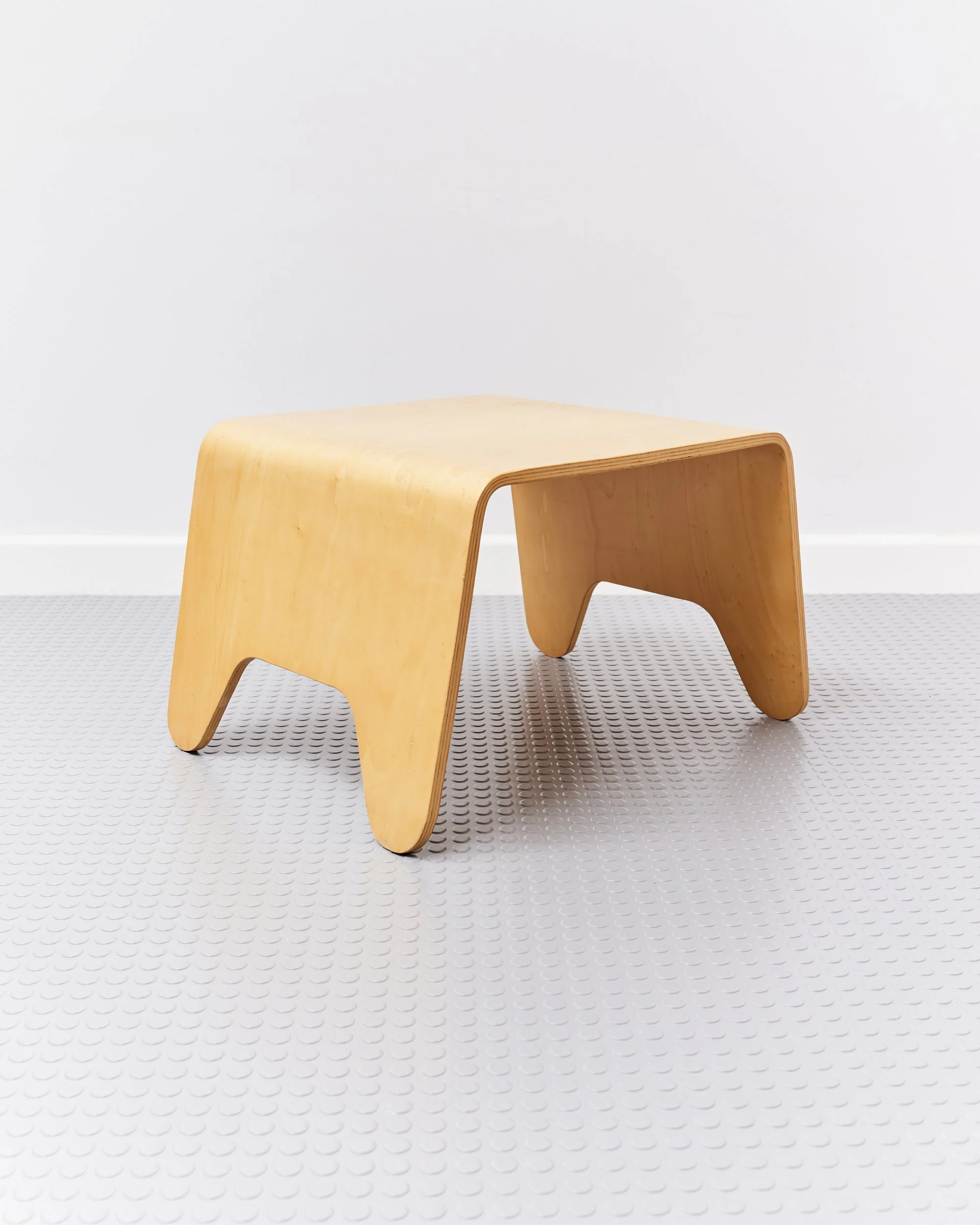 ikea.folkestorp.coffee.table.stool.bent.plywood.lisa.norinder.1990.jpg