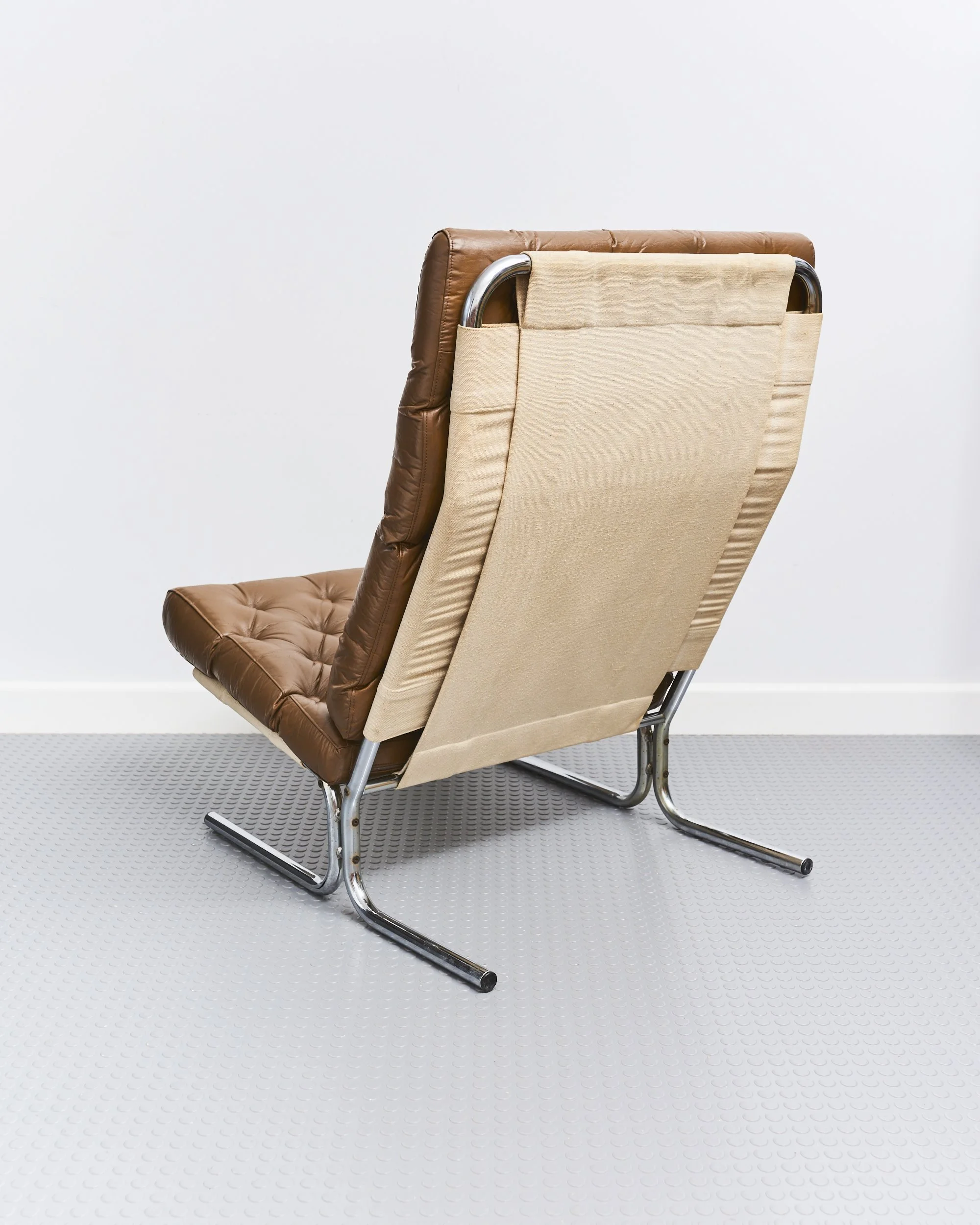 chrome.sling.lounge.chair.leather.tufted.buttons.1970.mid.century 3.jpg