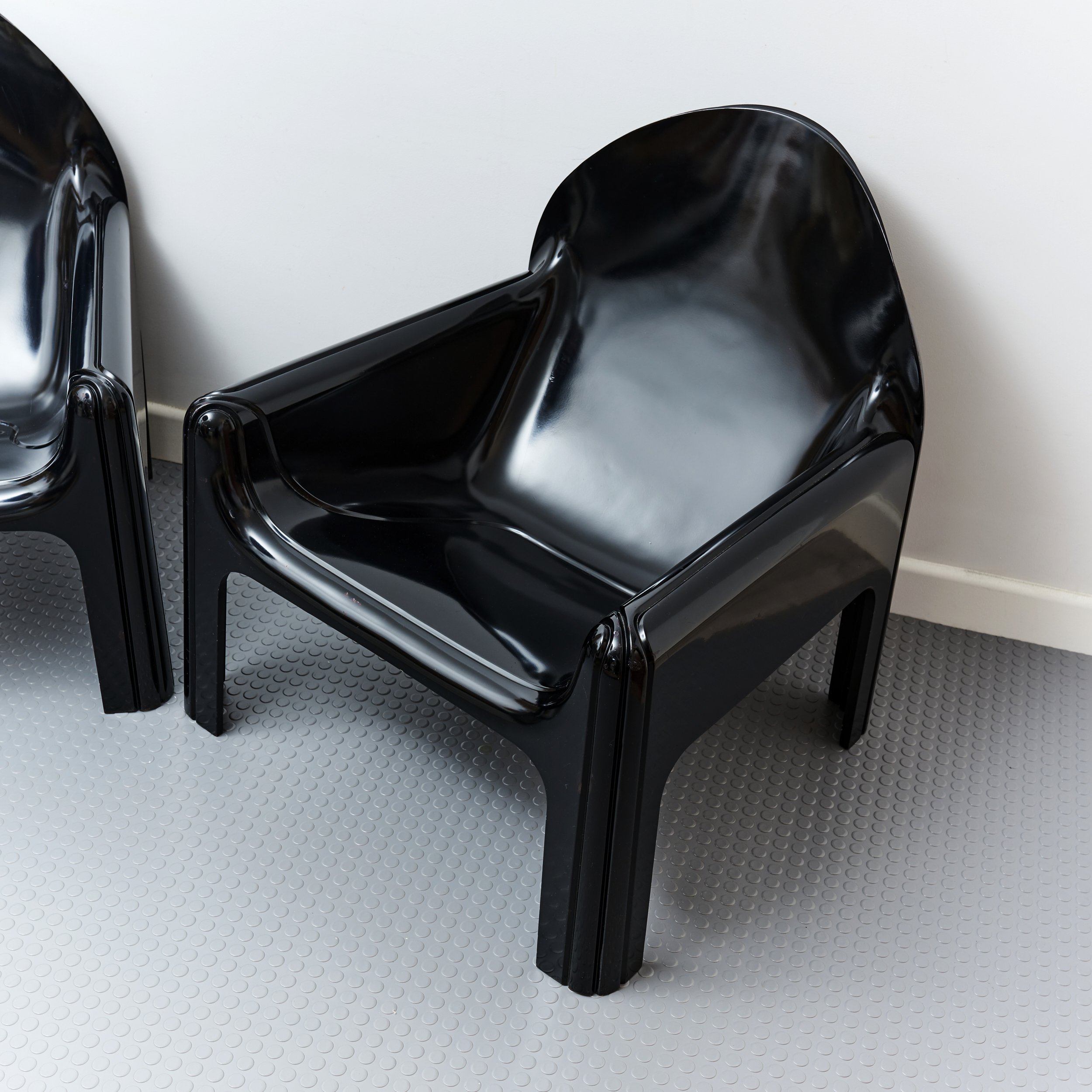 gae.aulenti.lounge.chair.model.4794.kartell.c.1970 1.jpg