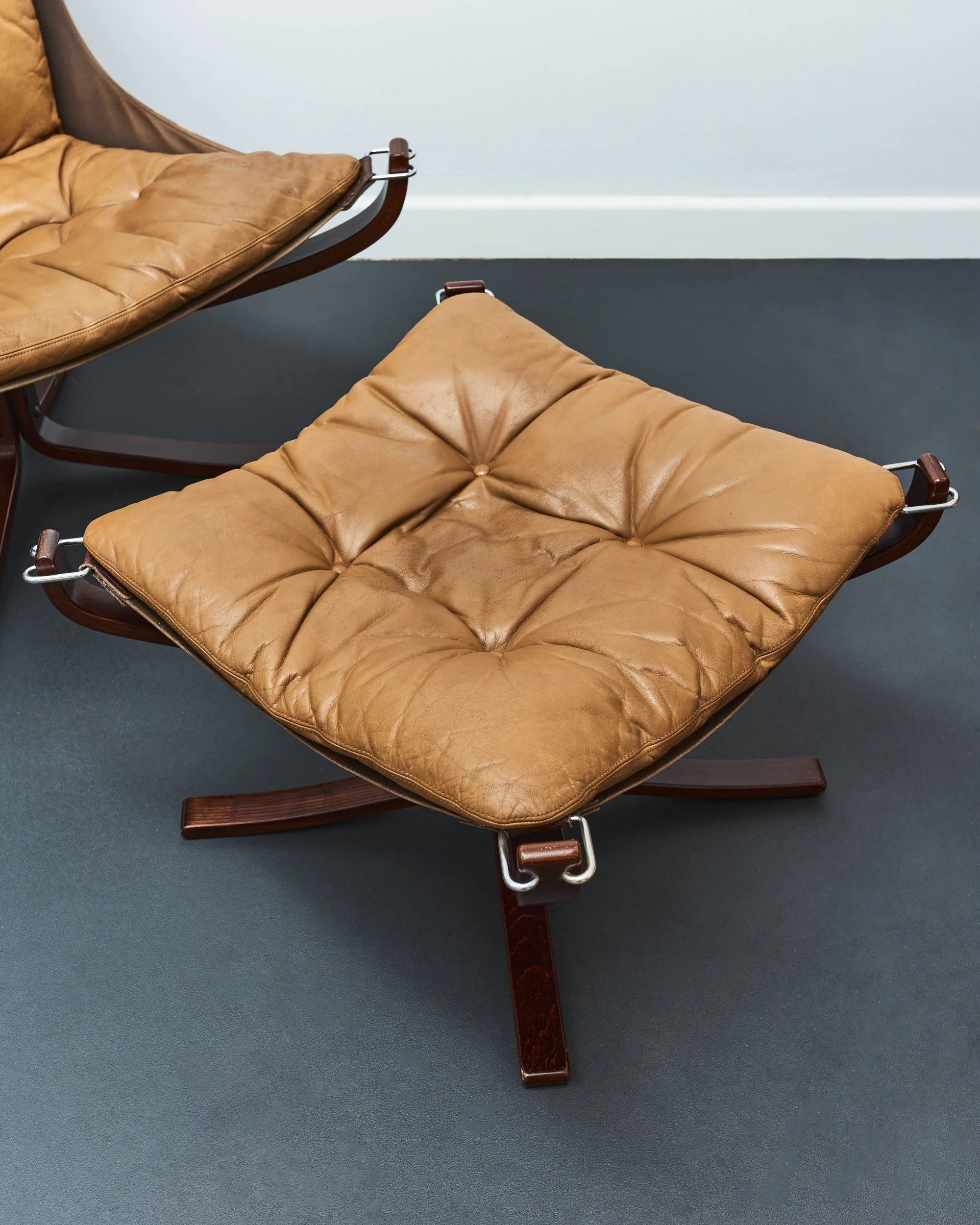 falcon.chair.footstool.sigurd.ressell.vatne.mobler.1970 1.jpg