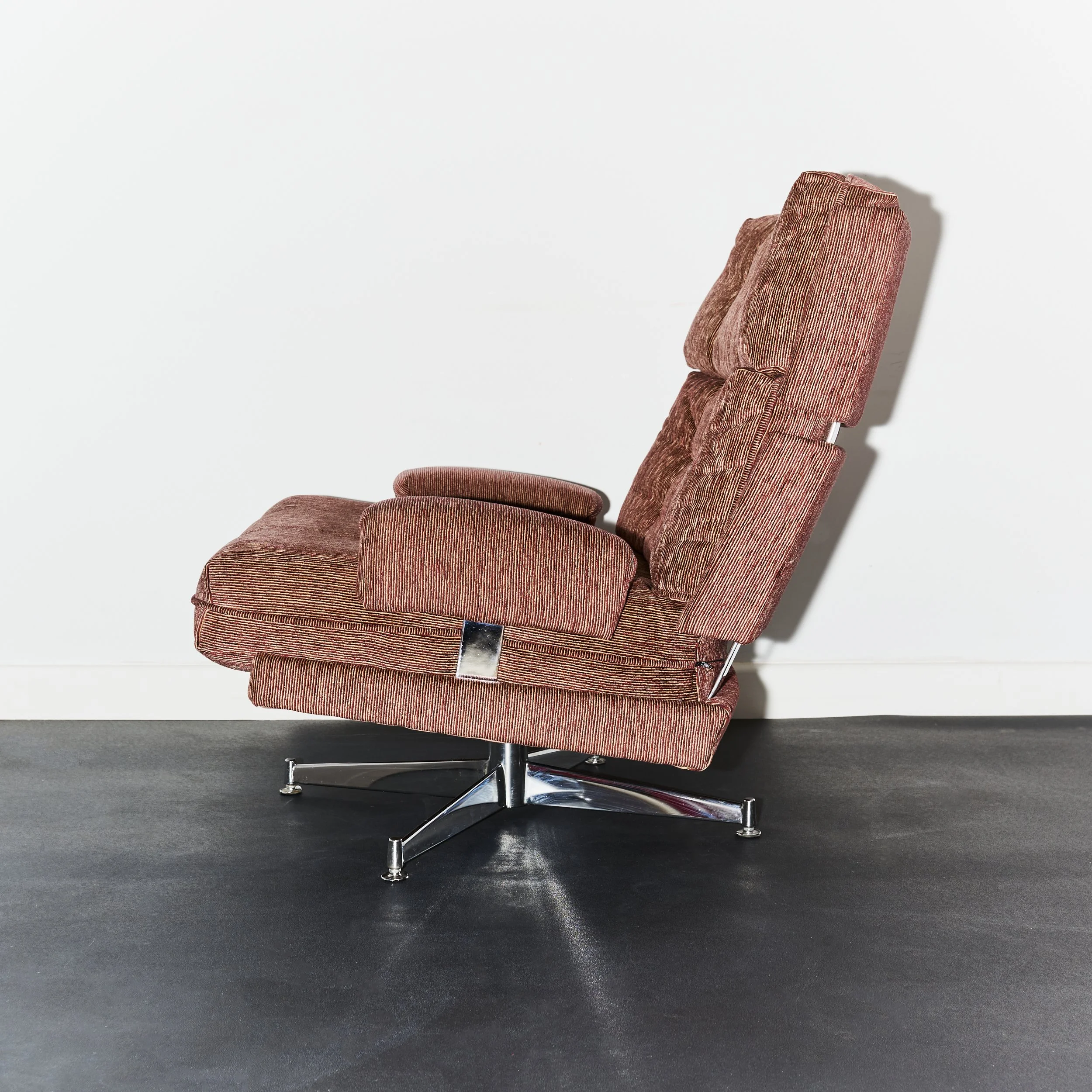 howard.keith.kohinoor.armchair.1960.fabric.mid.century.vintage 8.jpg