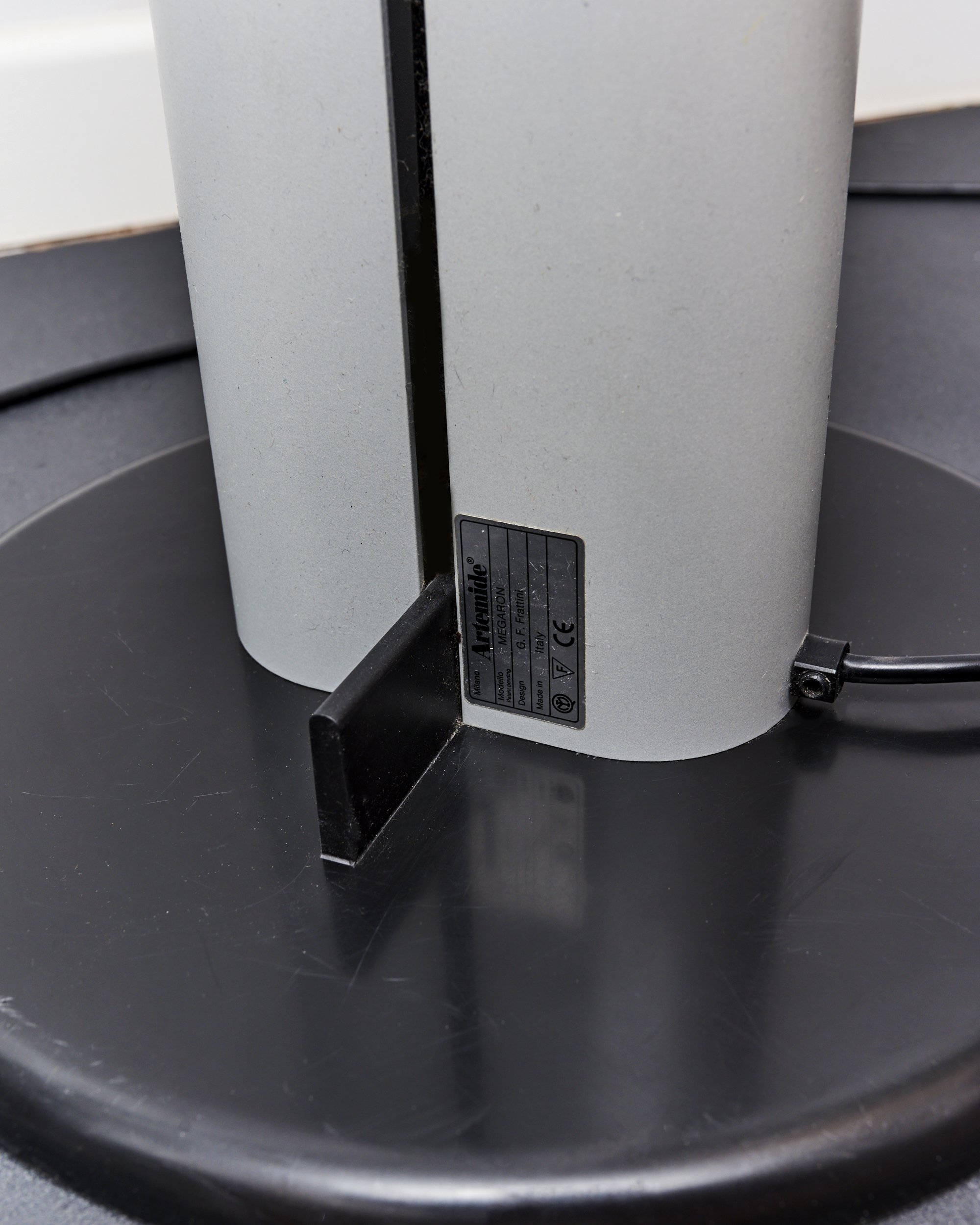 megaron.floor.lamp.brushed.aluminium.artemide.gianfranco.frattini.1980.pair 2.jpg