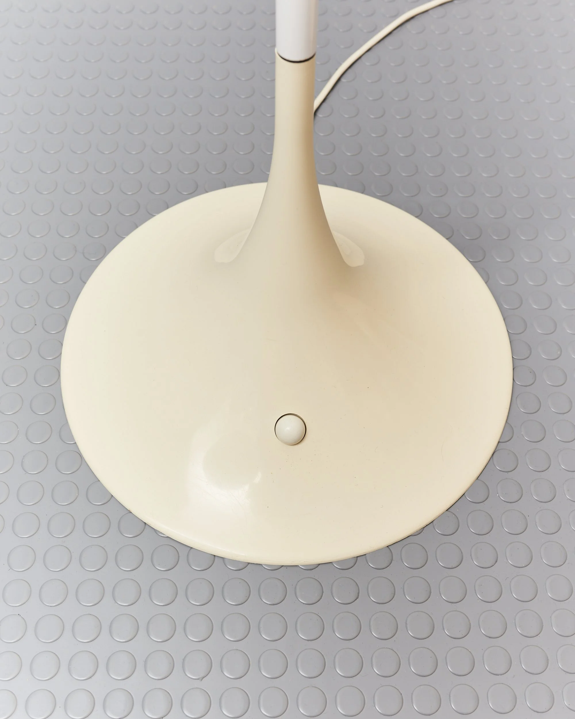 vintage.panthella.floor.lamp.verner.panton.louis.poulsen.1971 3.jpg