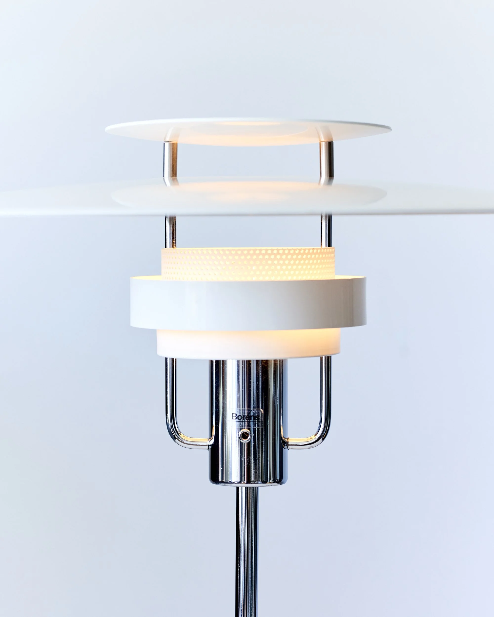 chrome.table.lamp.aurora.olle.andersson.borens.1980.postmodern.sweden.jpg