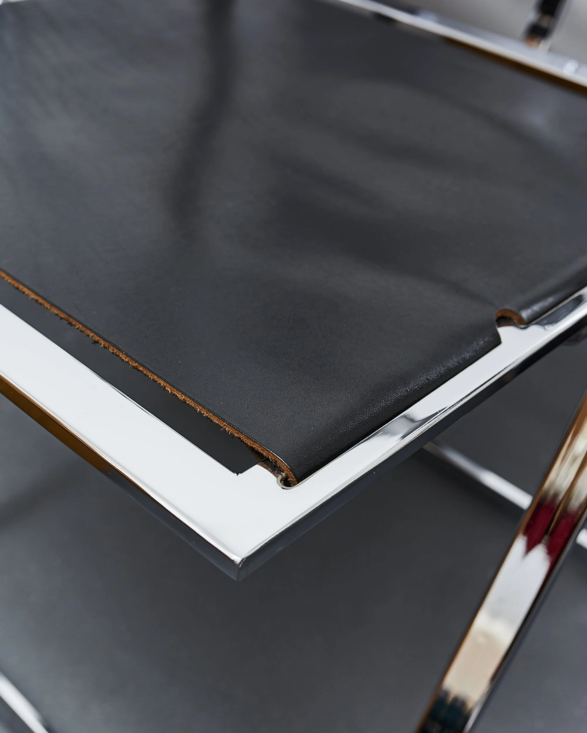 fontoni.geraci.elios.folding.chrome.leather.chair.1970.1980.colle.d.elsa 4.jpg