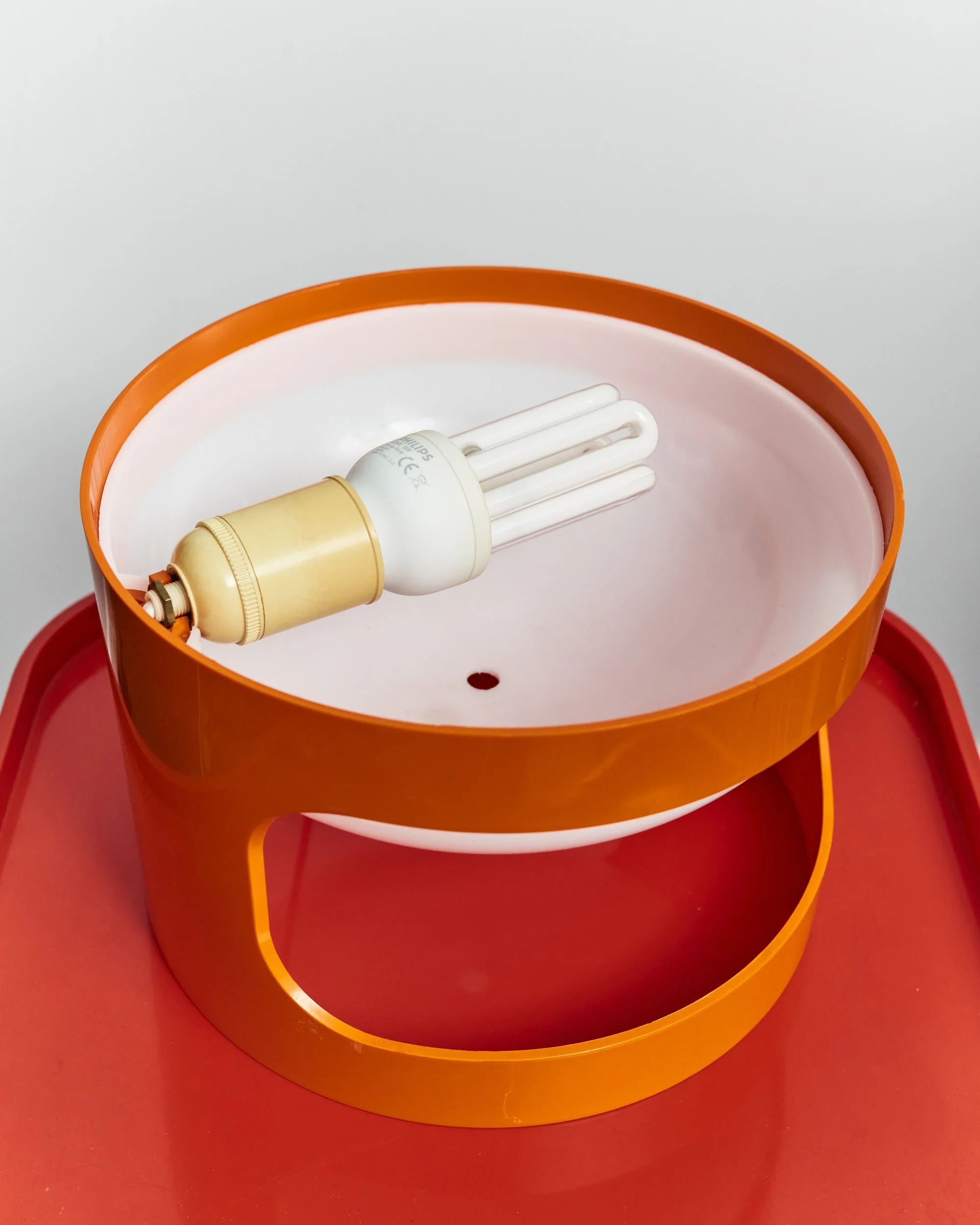 joe.colombo.kd27.kd28.table.lamp.orange.husqvarna.kartell.1970 4.jpg