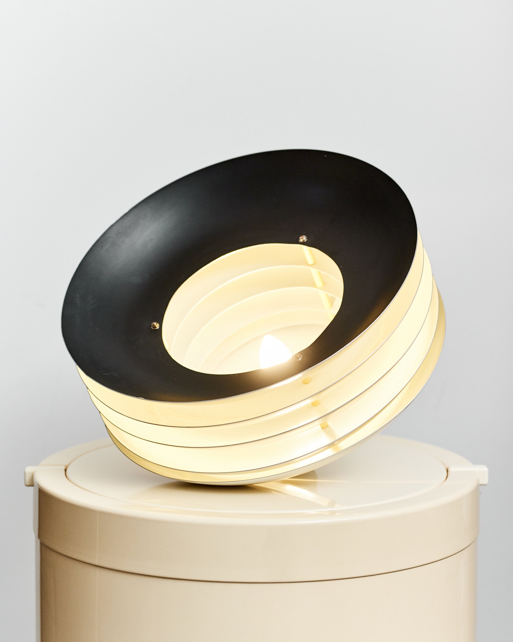 hans.agne.jakobsson.markaryd.sweden.lamingo.t742.pendant.lamp.1960 2.jpg