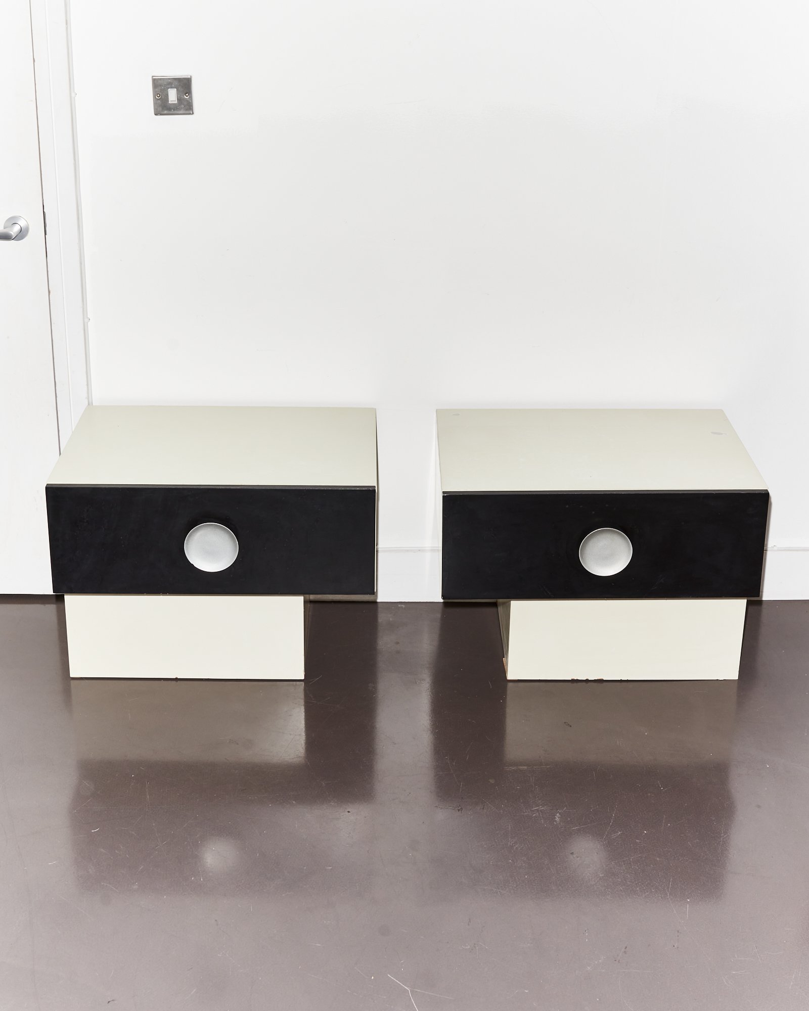 space.age.night.stands.side.table.black.white.jpg