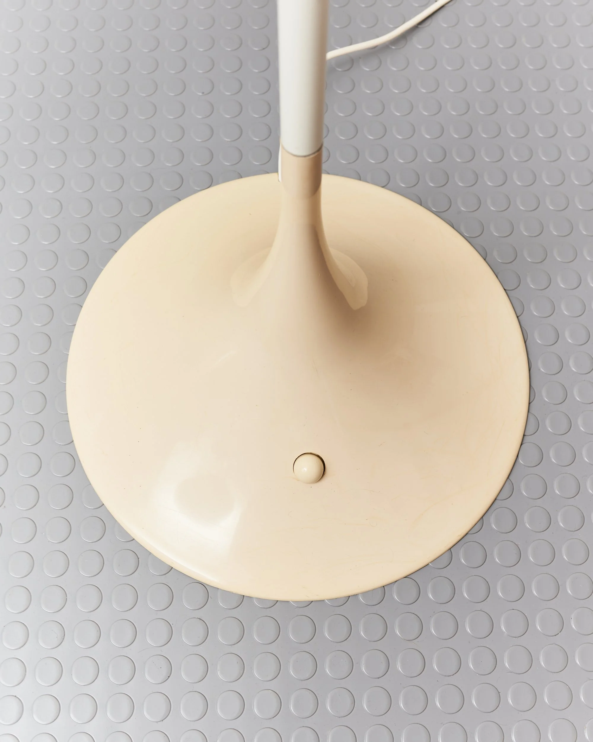 vintage.panthella.floor.lamp.verner.panton.louis.poulsen.1971 4.jpg