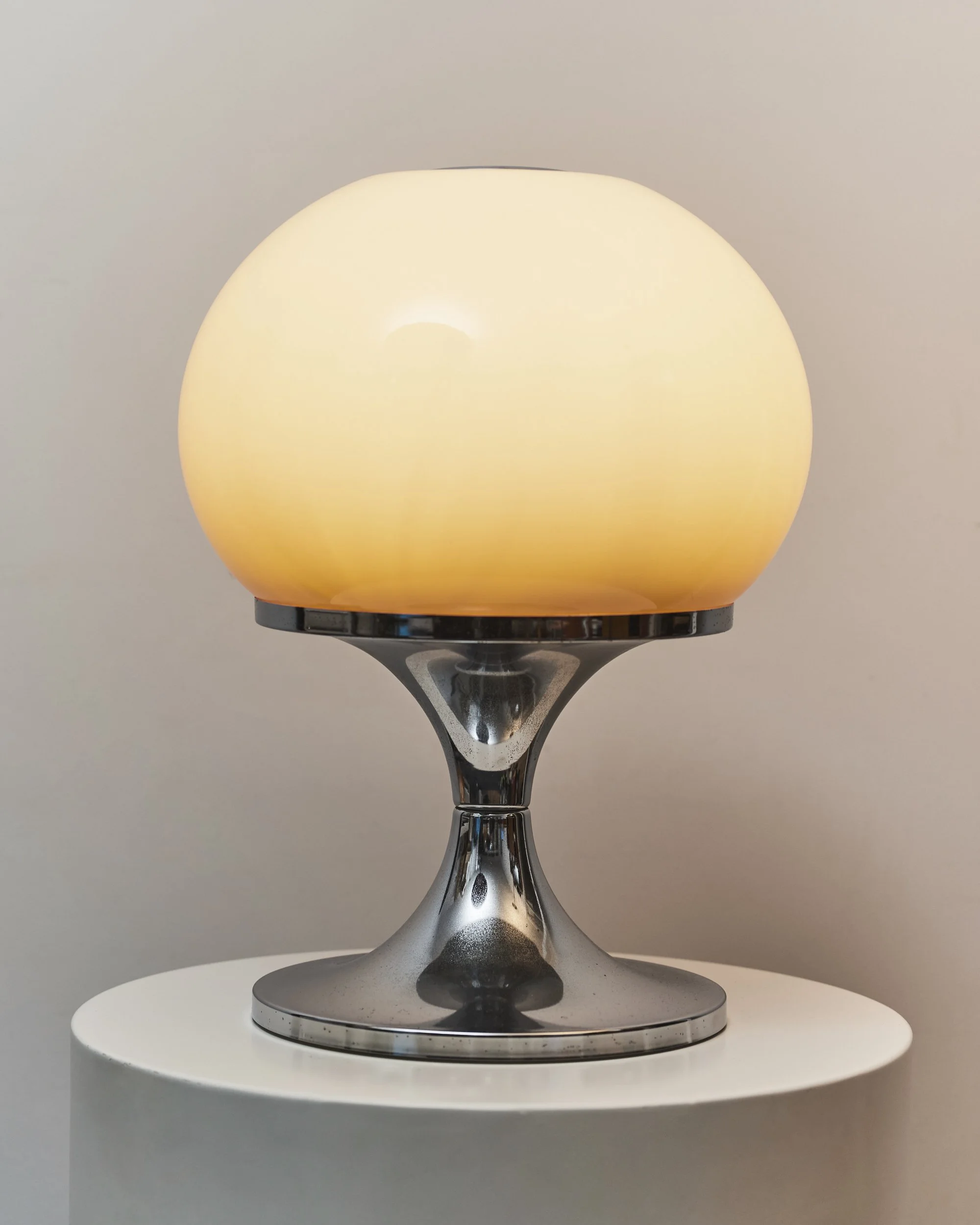 vintage.play.table.lamp.luciano.buttura.harvey.guzzini.1968.iguzzini 7.jpg
