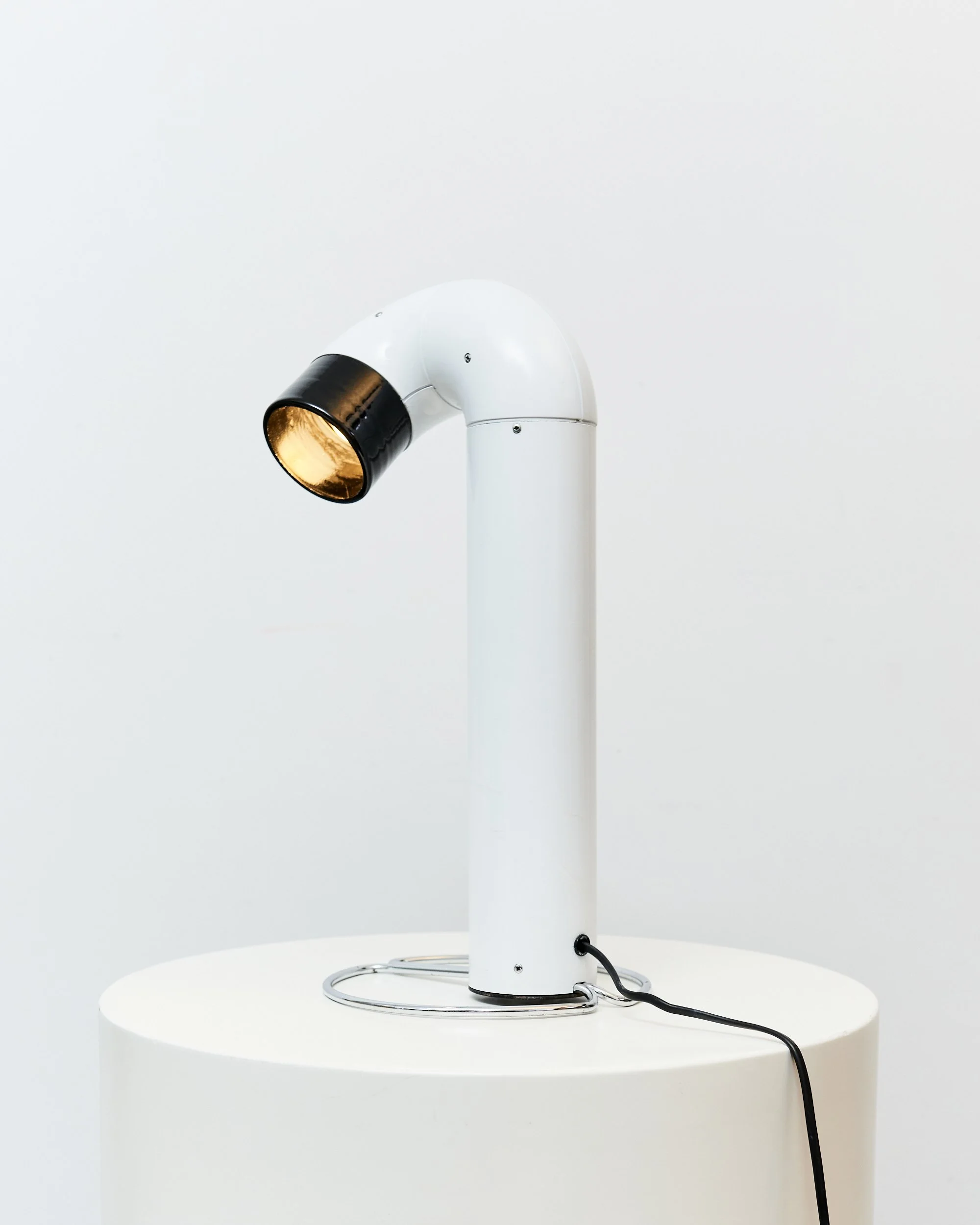 kwok.hoi.chan.concord.flamingo.table.lamp.1960 5.jpg