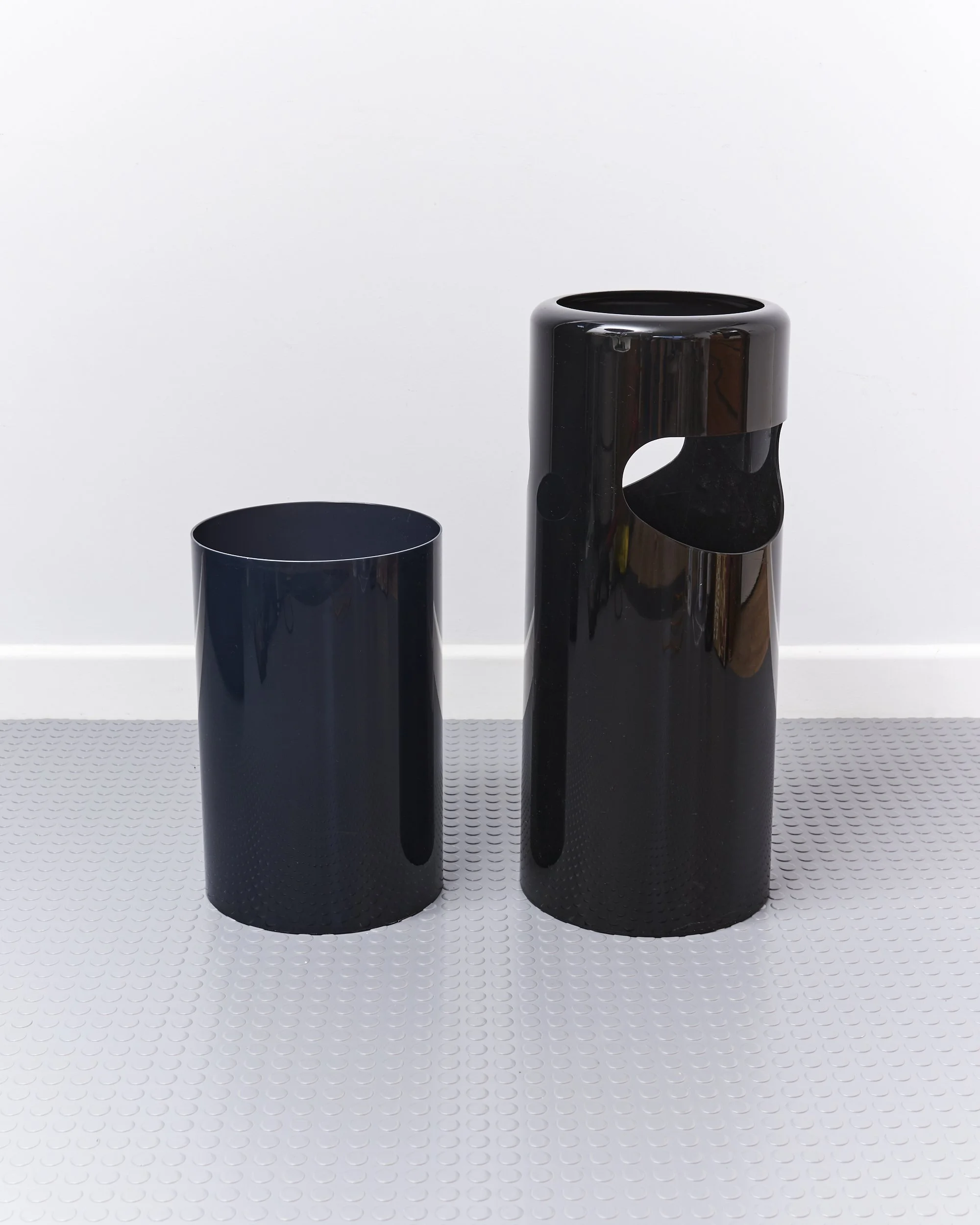 kartell.basket.bin.gino.colombini.model.4670 3.jpg