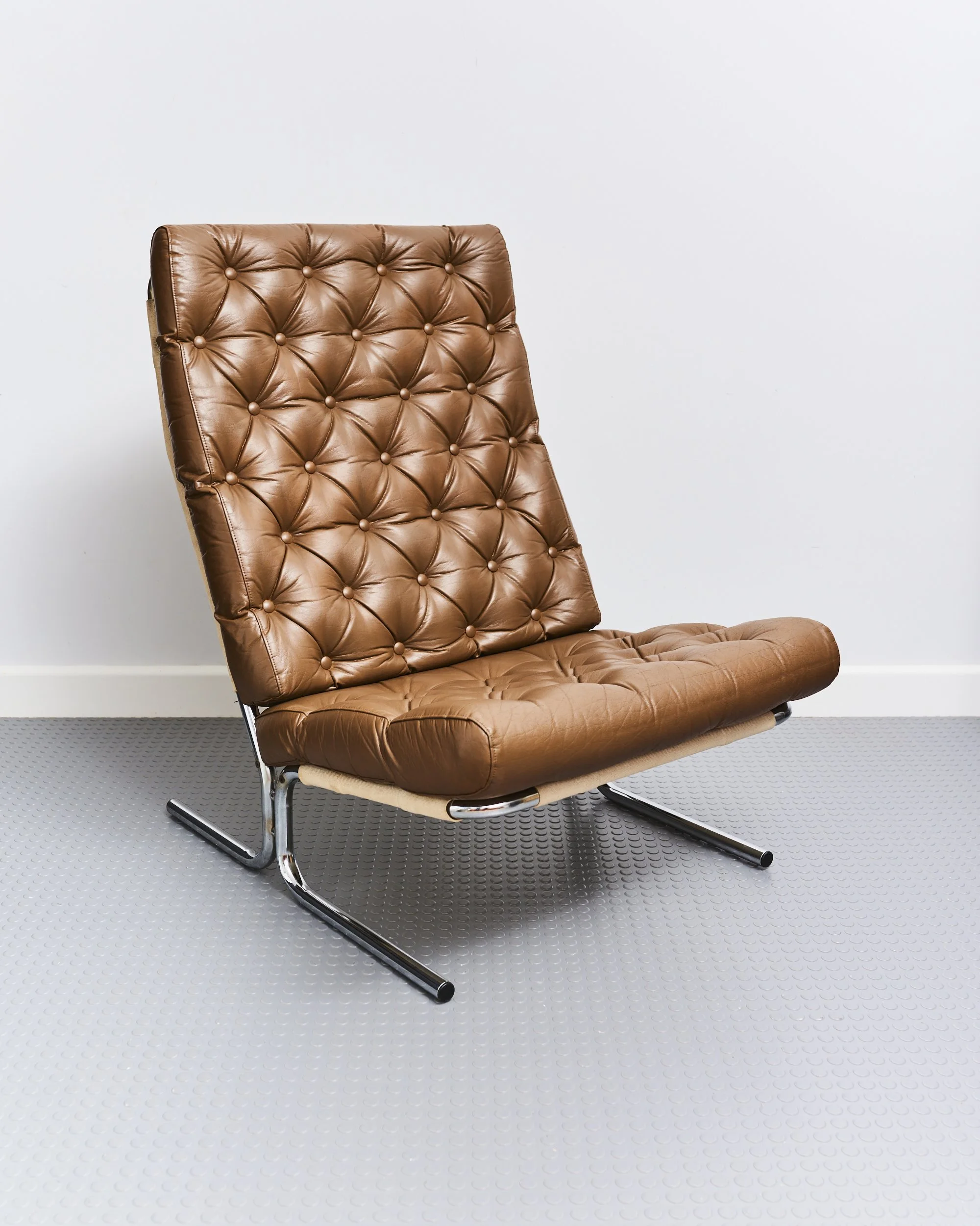 chrome.sling.lounge.chair.leather.tufted.buttons.1970.mid.century 1.jpg
