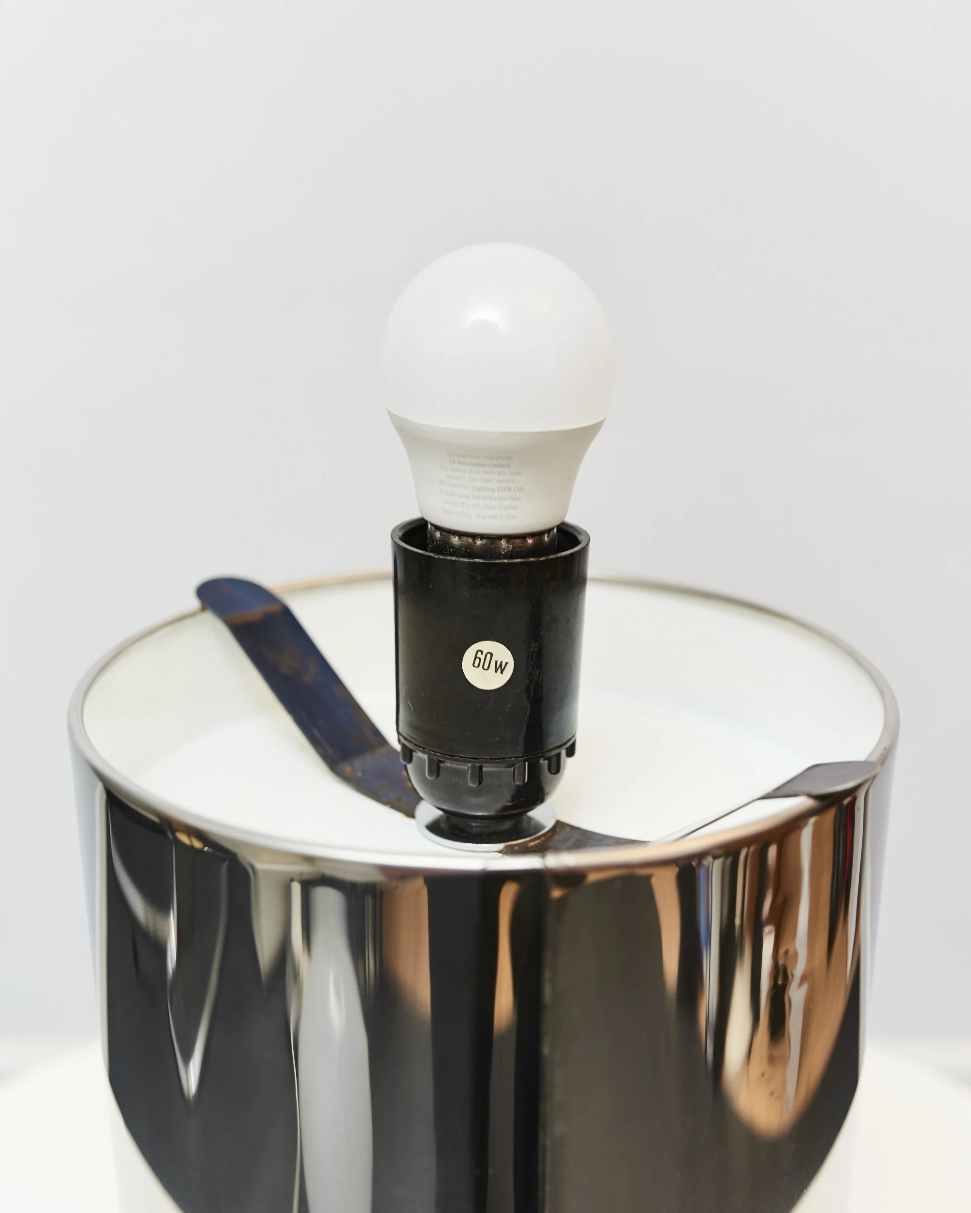 harvey.guzzini.chrome.orb.table.lamp.1970 4.jpg